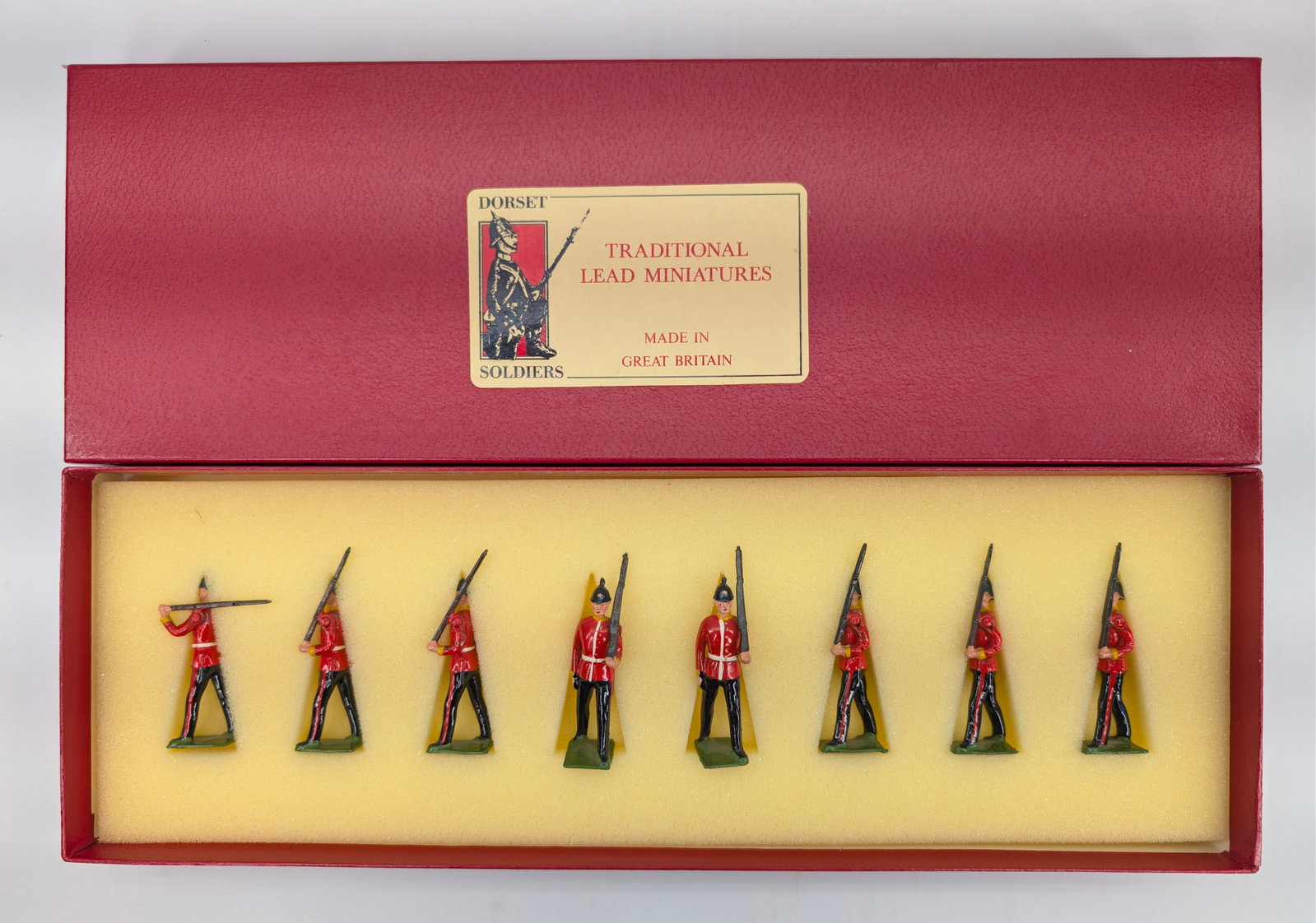 BRITAIN SOLDIERS LINE INFANTRY (1 of 7)