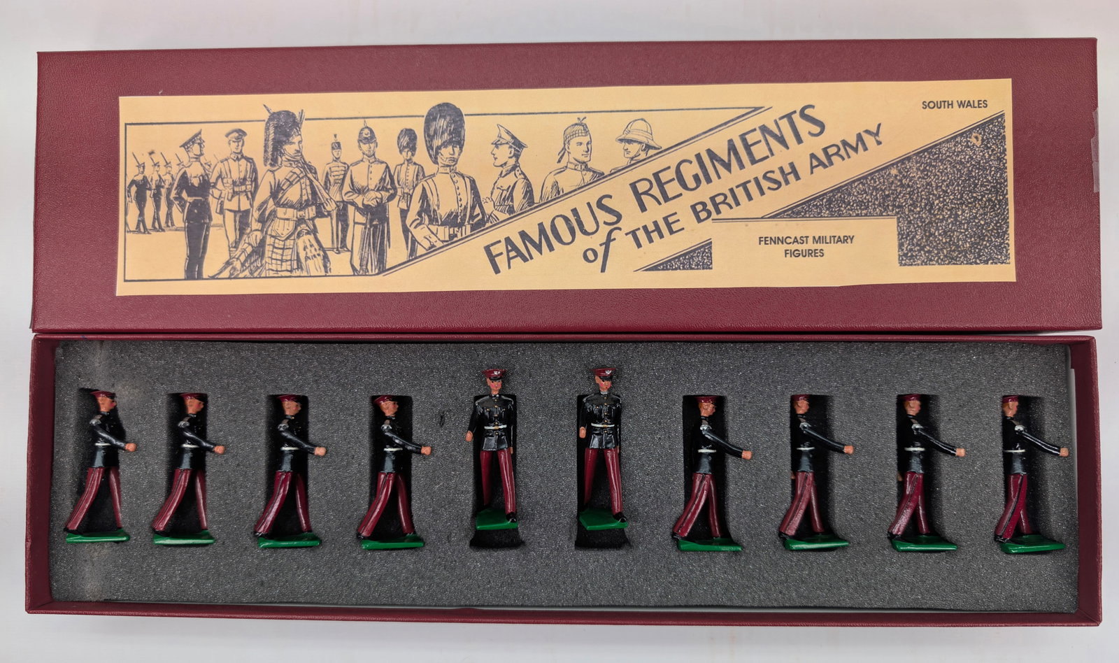 FENNCAST FIGURES SOLDIER SET MARCHING (1 of 8)