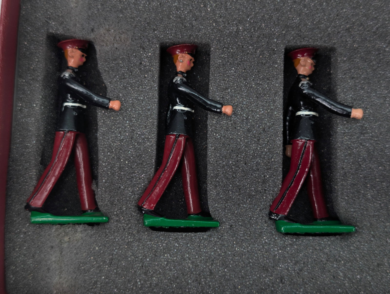 FENNCAST FIGURES SOLDIER SET MARCHING - 2
