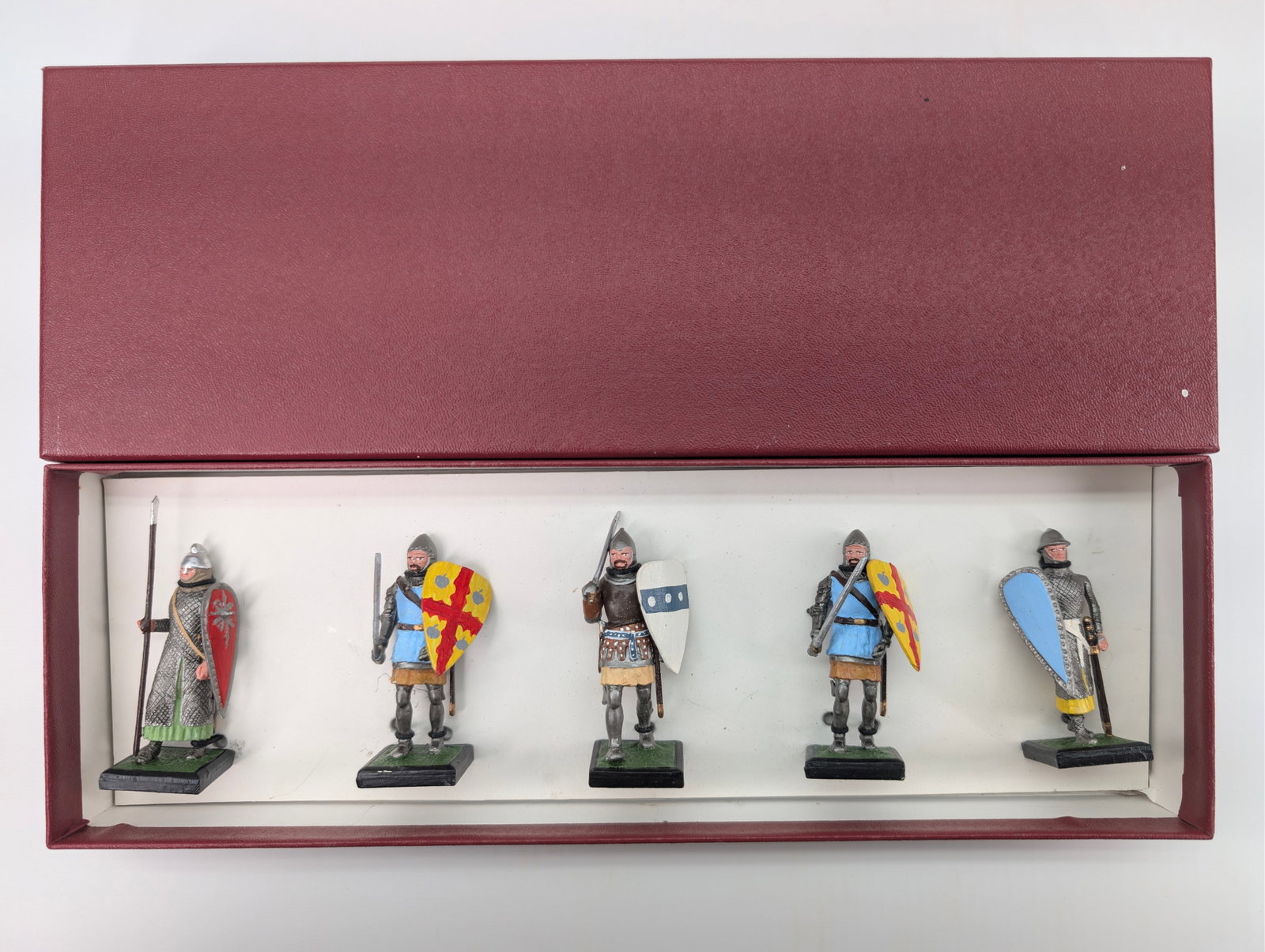 ALYMER ENGLISH & GERMAN KNIGHTS (1 of 7)