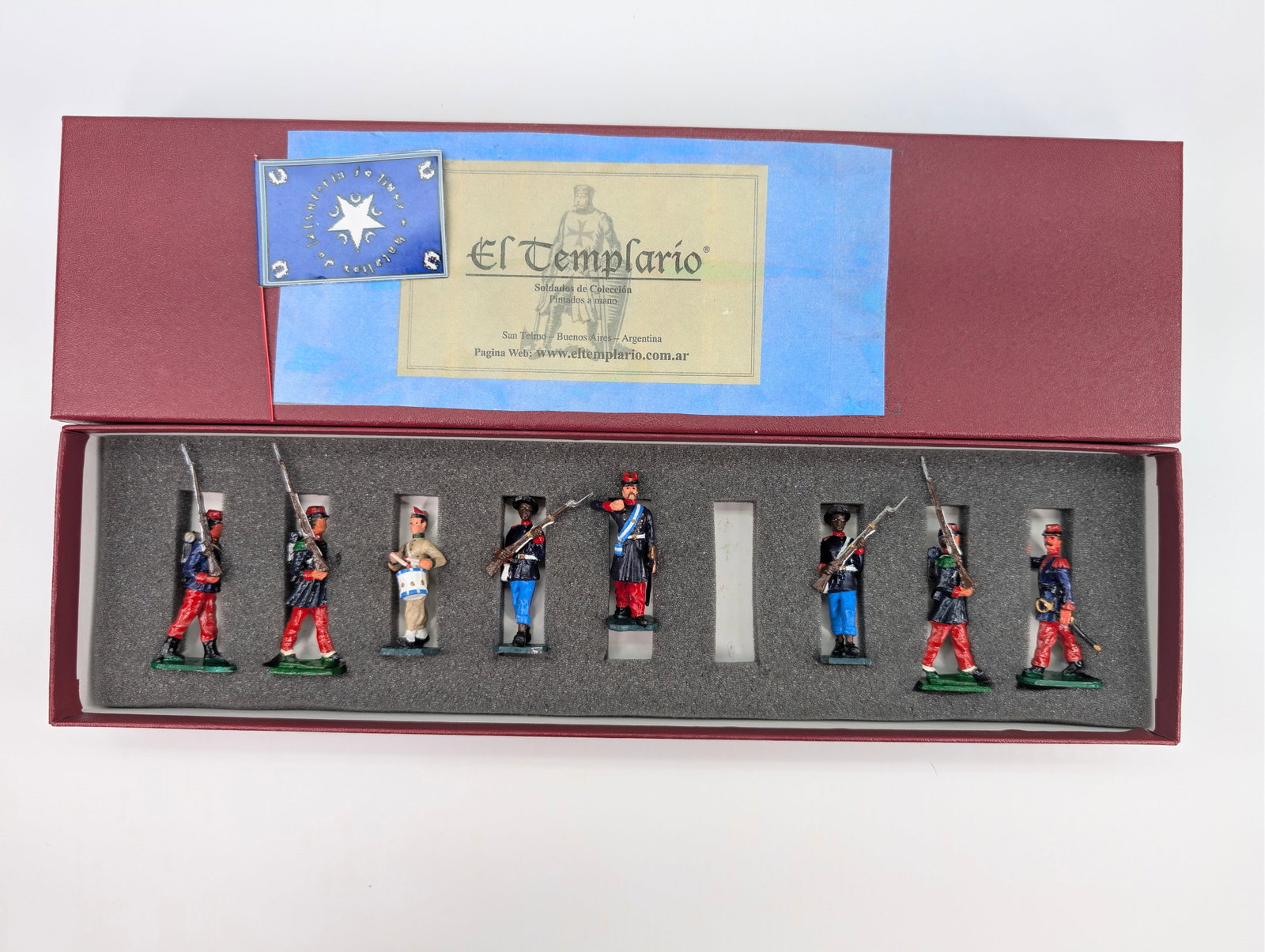 EL TEMPLARIO SOLDIER SET: SET REMAINS IN GOOD CONDITION, SHOWING SOME TYPICAL WEAR. CUSTOM BOX.