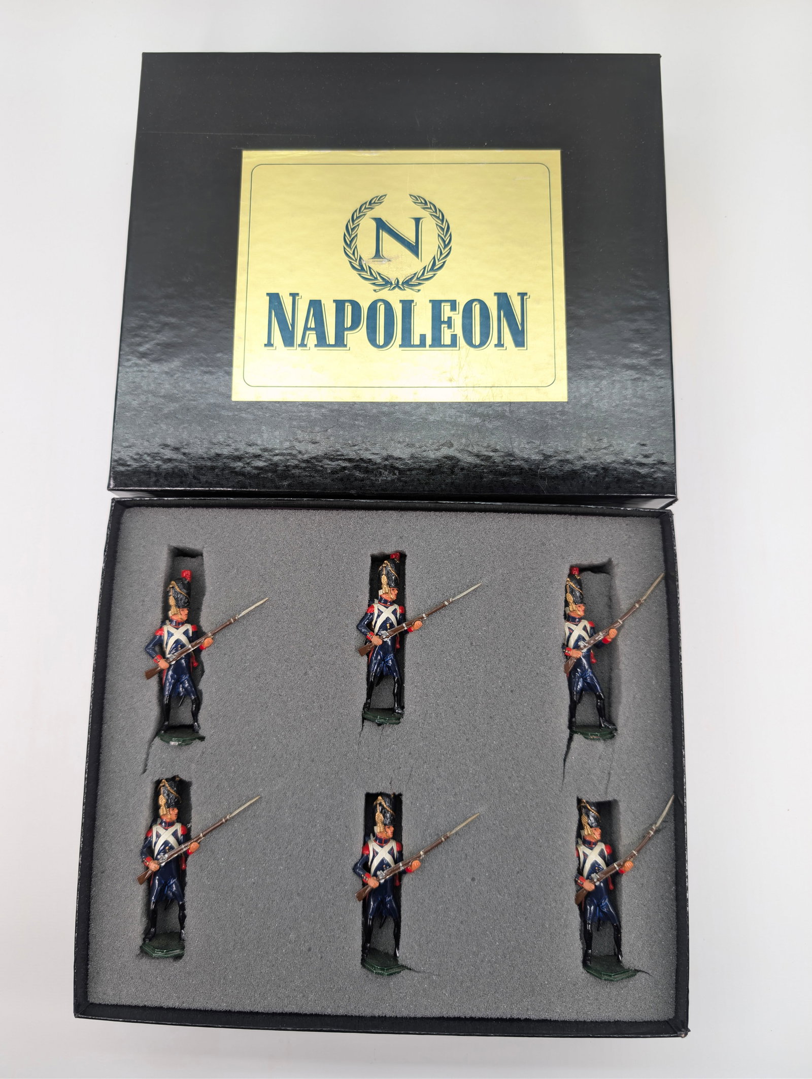 ANI SET #33FV-106 SOLDIER SET W/ BOX (1 of 7)