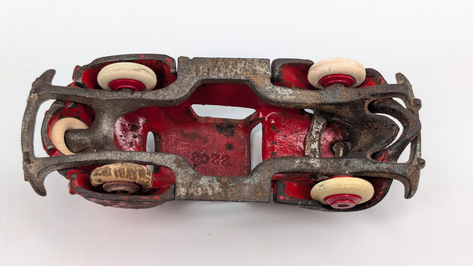 HUBLEY CAST IRON STUDEBAKER - 6