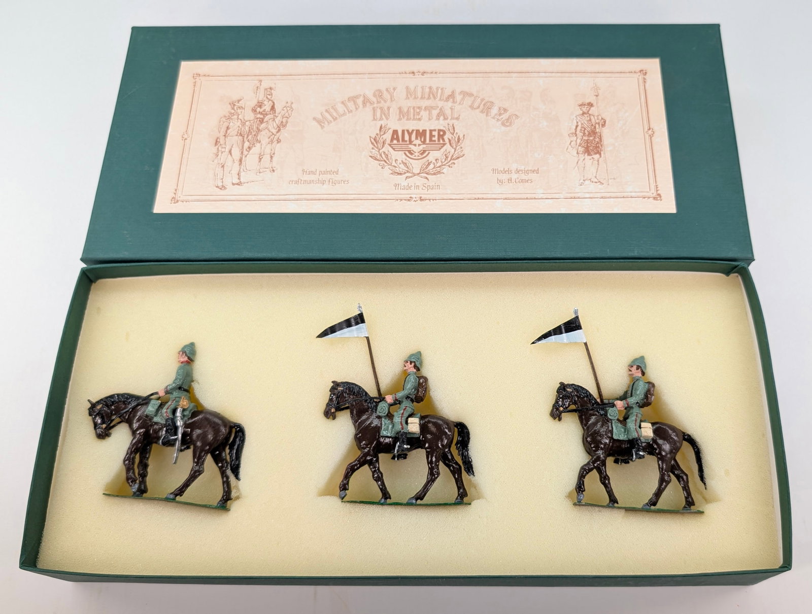 ALYMER AB-39 GERMAN LANCERS, WWI: SET REMAINS IN GOOD CONDITION, SHOWING SOME LIGHT TYPICAL WEAR.