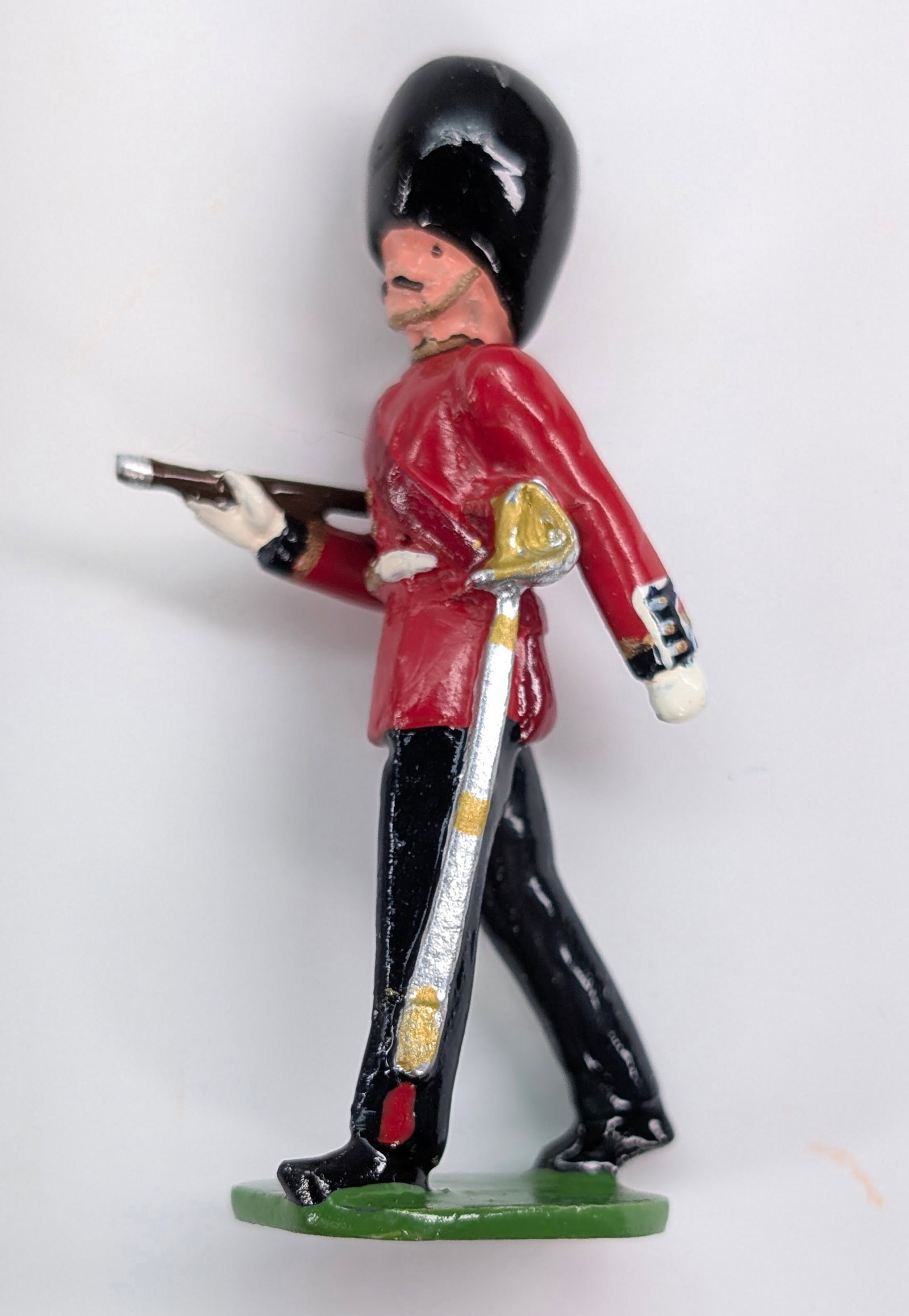 DUCAL SET #88 COLDSTREAM GUARDS COLOUR PARTY - 4