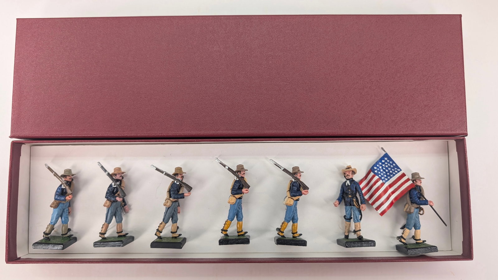 ALYMER SET OF HAND PAINTED LEAD SOLDIERS.: SET REMAINS IN GOOD CONDITION, SHOWING SOME TYPICAL WEAR. CUSTOM BOX.