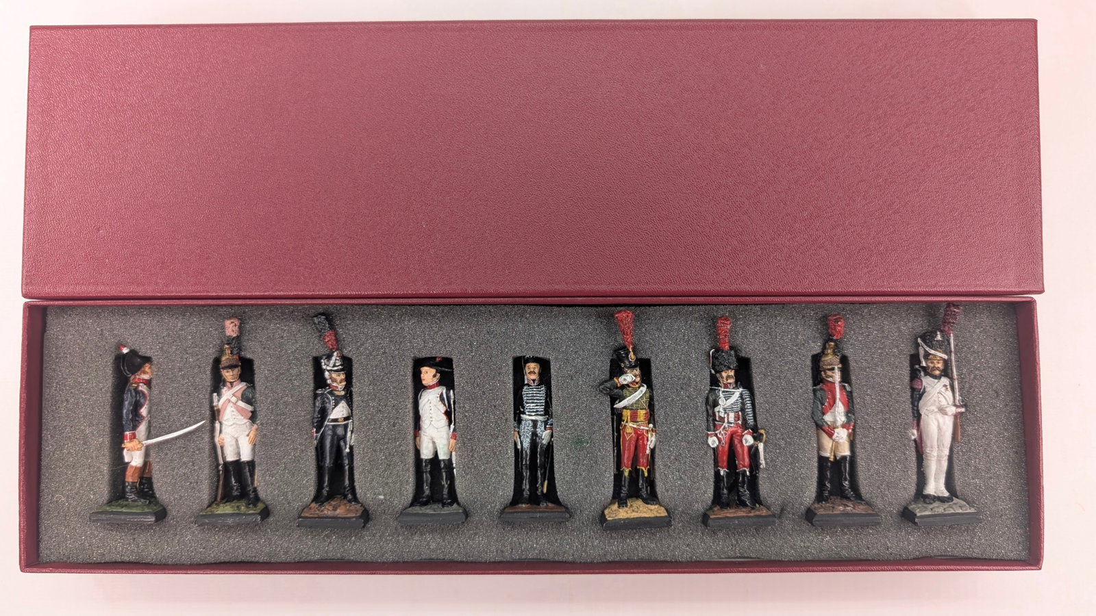 ALYMER SET OF HAND PAINTED LEAD SOLDIERS.: SET REMAINS IN GOOD CONDITION, SHOWING SOME TYPICAL WEAR. CUSTOM BOX.