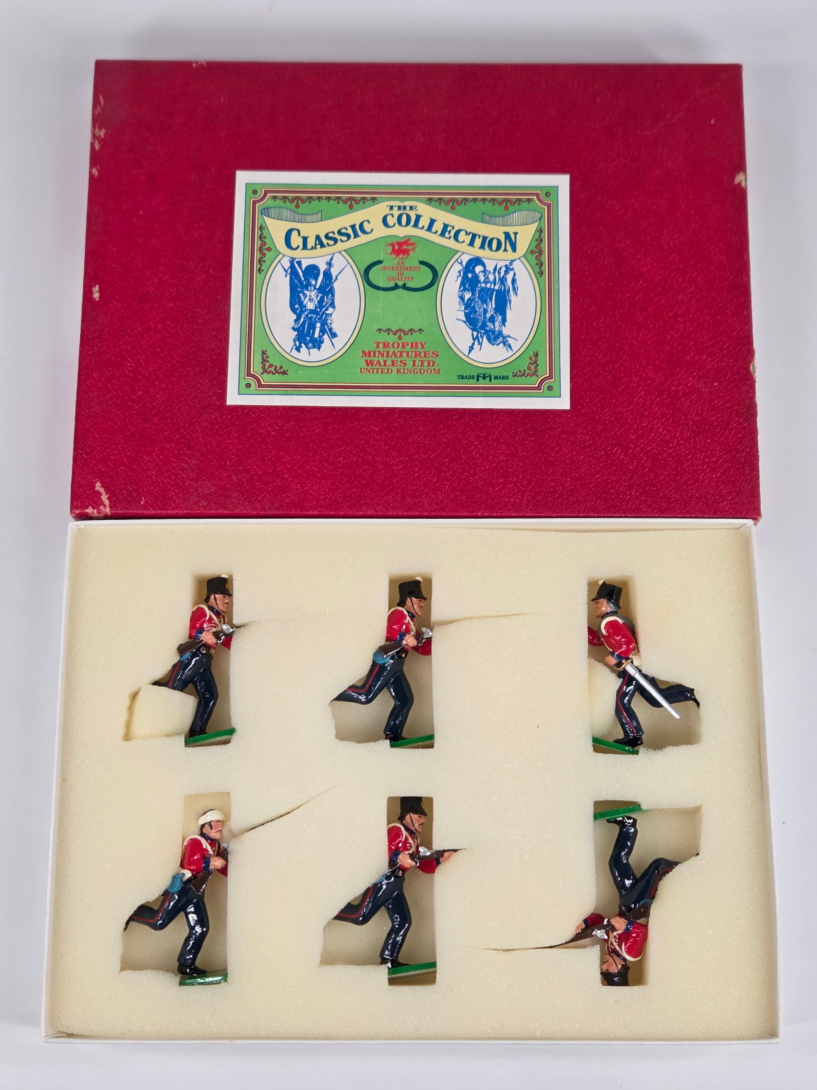 TROPHY MINIATURES CWS2 THE CHARGING SET (1 of 6)