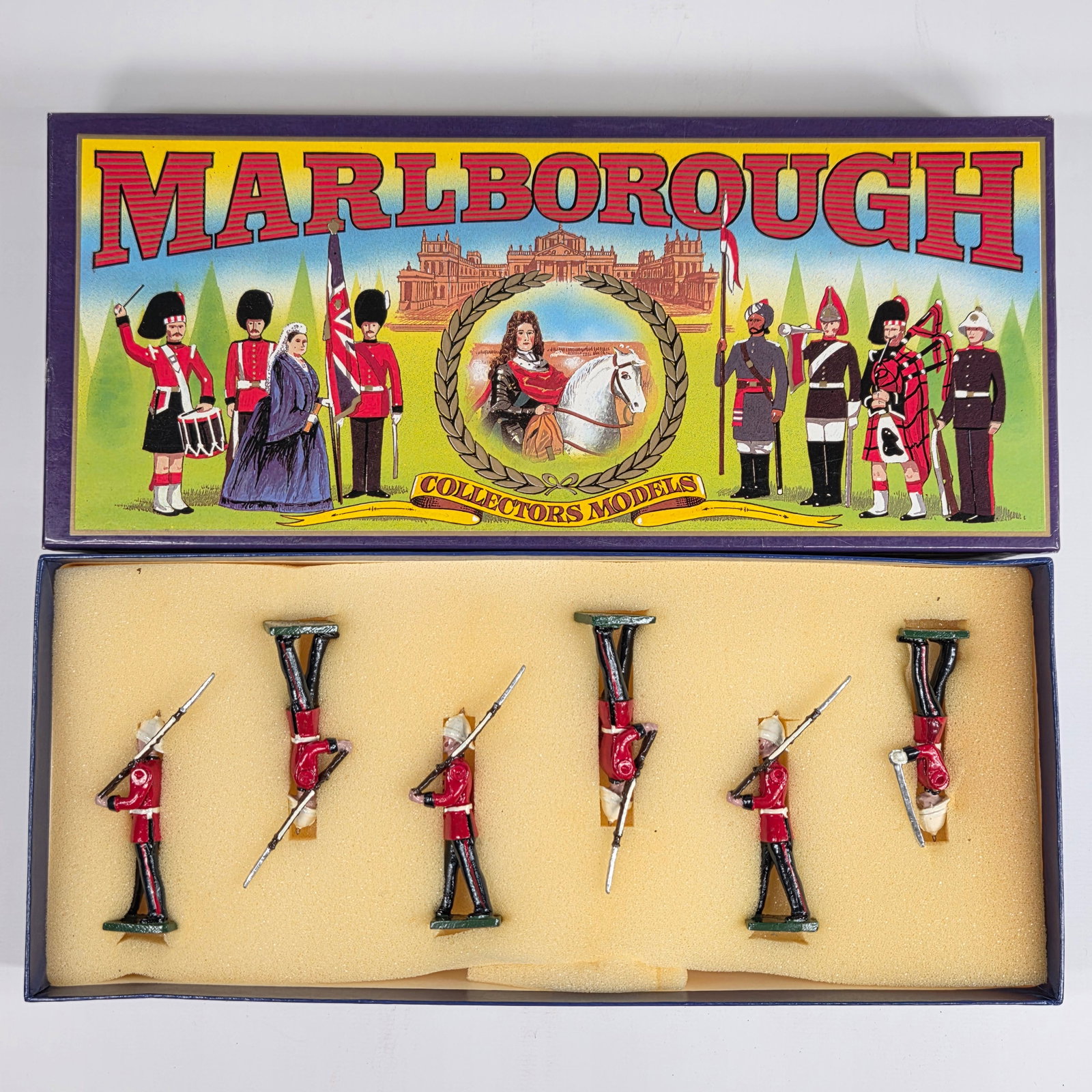 MARLBOROUGH MF37 BRITISH INFANTRY IN FOREIGN SERVICE: SET REMAINS IN VERY GOOD CONDITION WITH BOX. SHOWING SOME LIGHT WEAR.