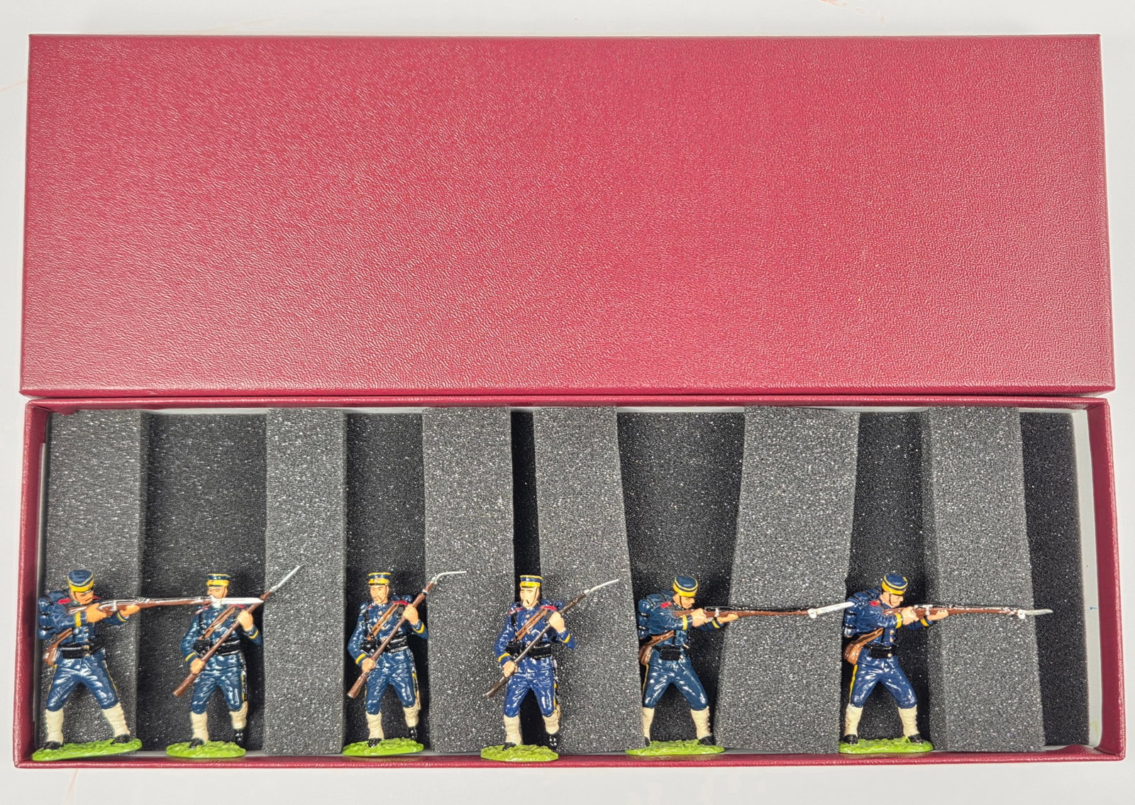 ST GEORGE CROSS SET #2844 JAPANESE INFANTRY ATTACKING (1 of 6)