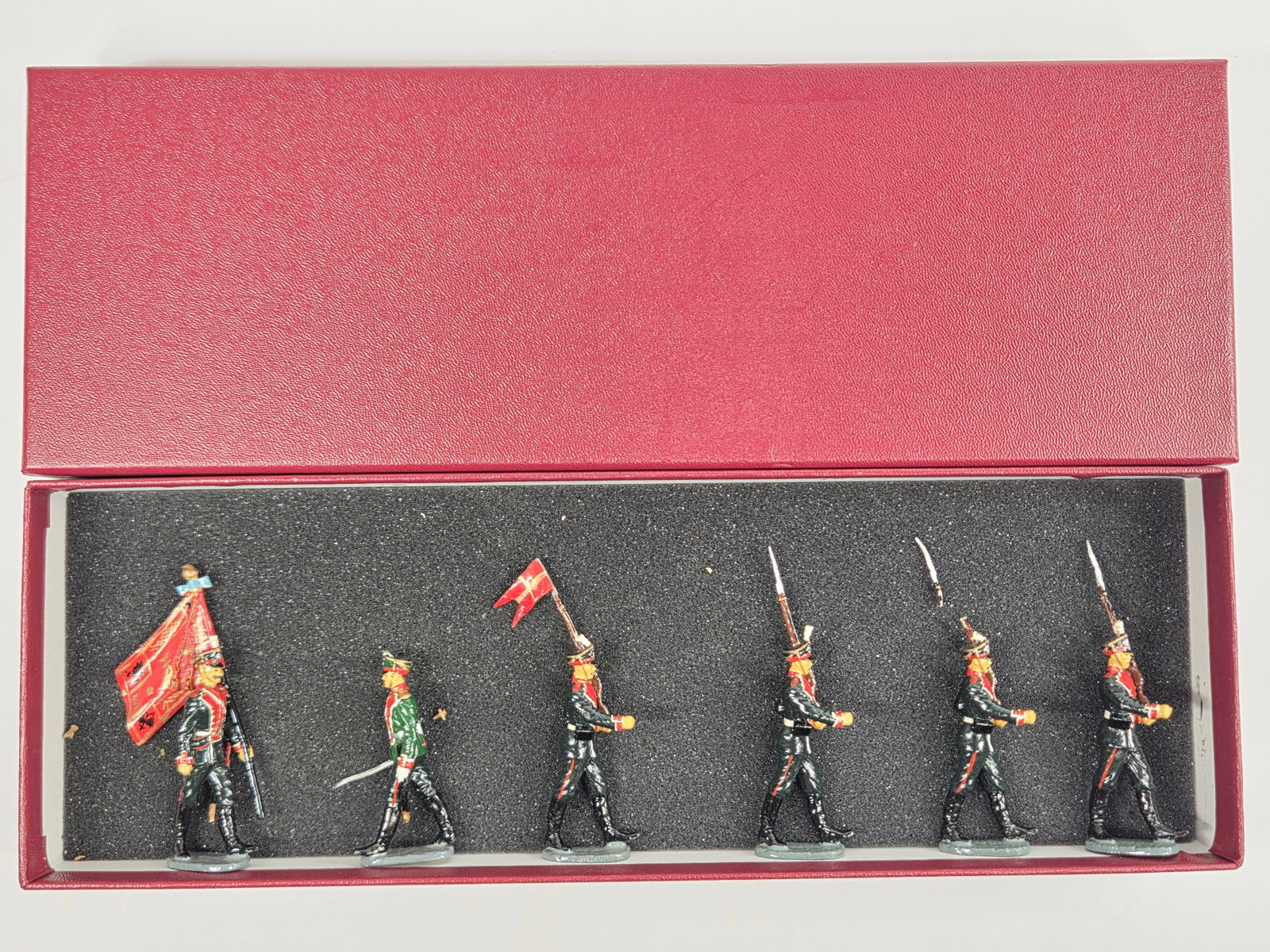 ST GEORGE CROSS SET #3815 RUSSIAN GUARD PREOBRAZHENSKY: ALL REMAIN IN FAIR TO GOOD CONDITION, SHOWING SOME PAINT WEAR AND BENDS TO METAL.