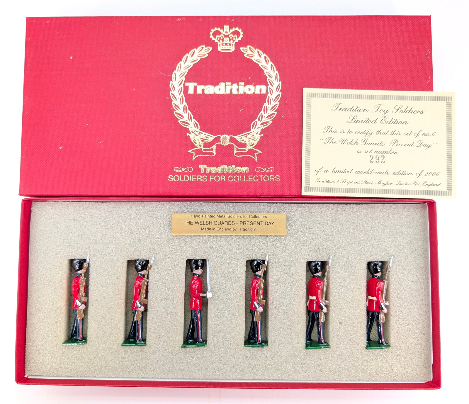 TRADITION NO. 6 THE WELSH GUARDS PRESENT DAY: SET REMAINS IN VERY GOOD CONDITION WITH BOX.
