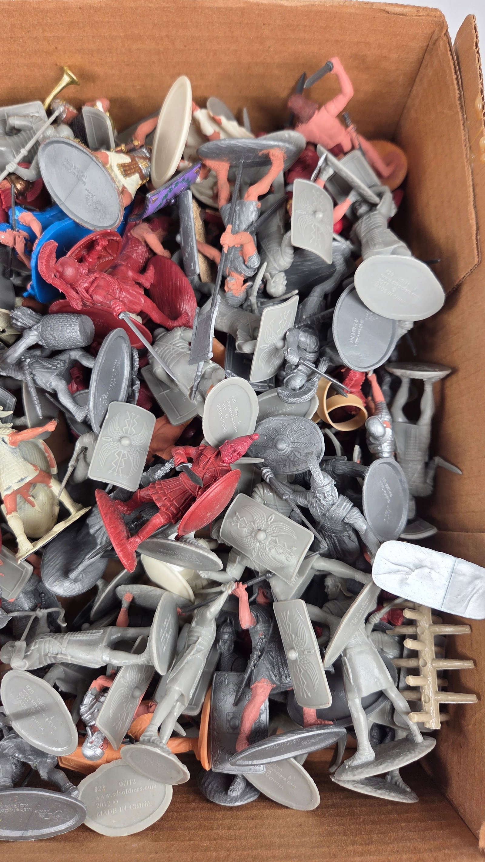 VARIOUS PLASTIC PLAYSET FIGURES - 5