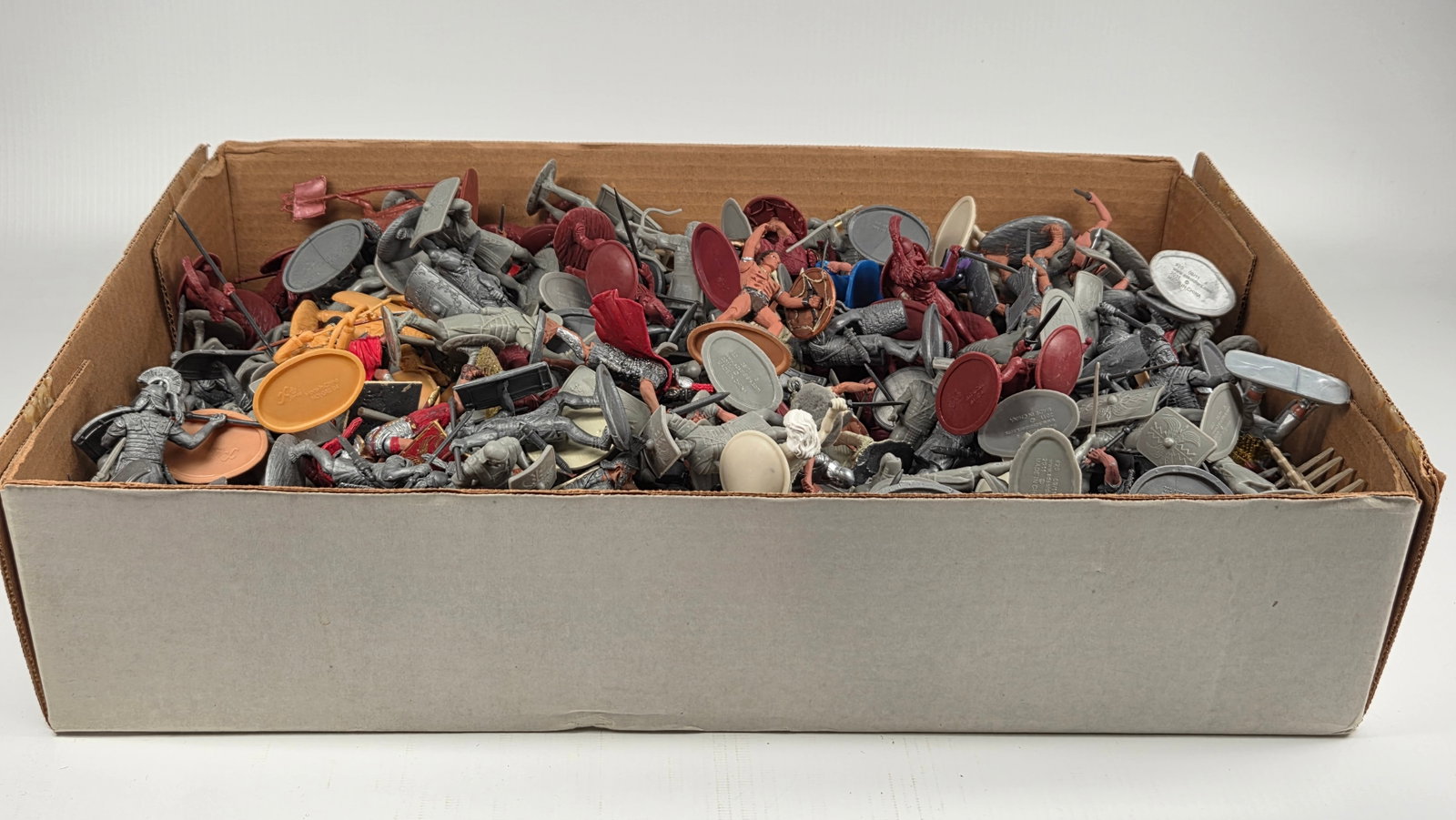 VARIOUS PLASTIC PLAYSET FIGURES - 6
