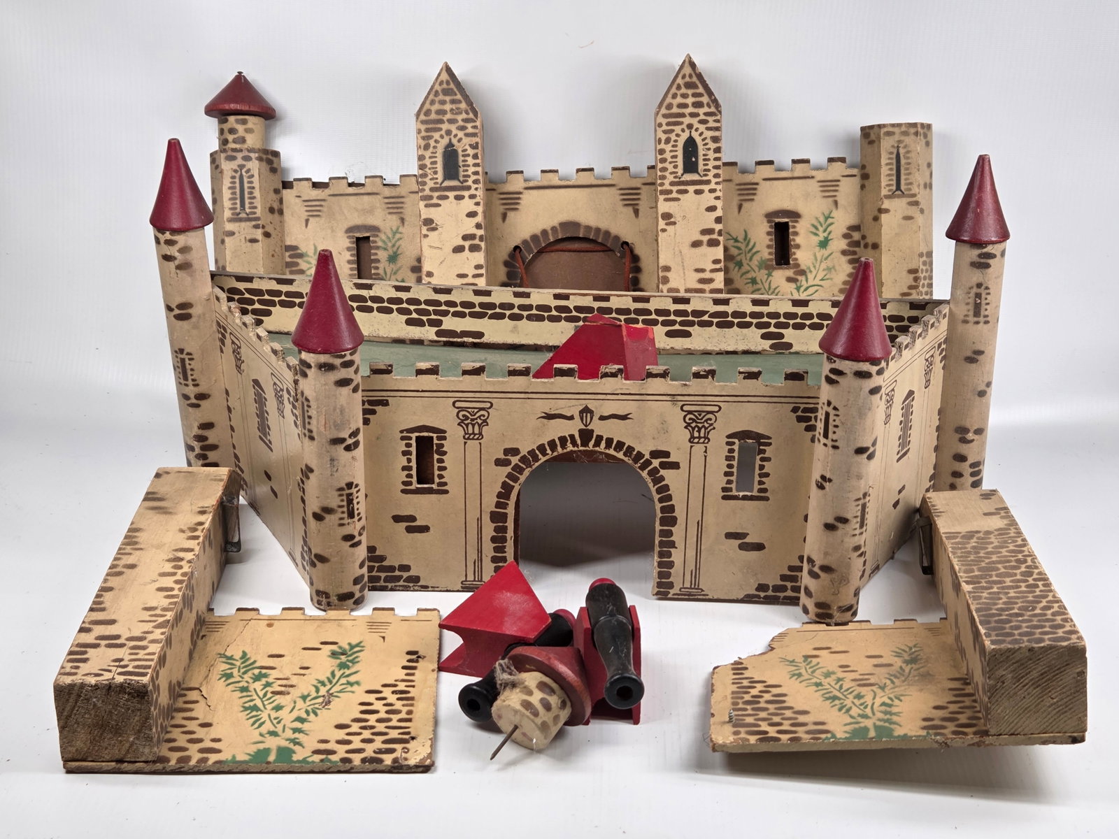 ANTIQUE PRESSED WOOD CASTLE PLAYSET BUILDING (1 of 7)