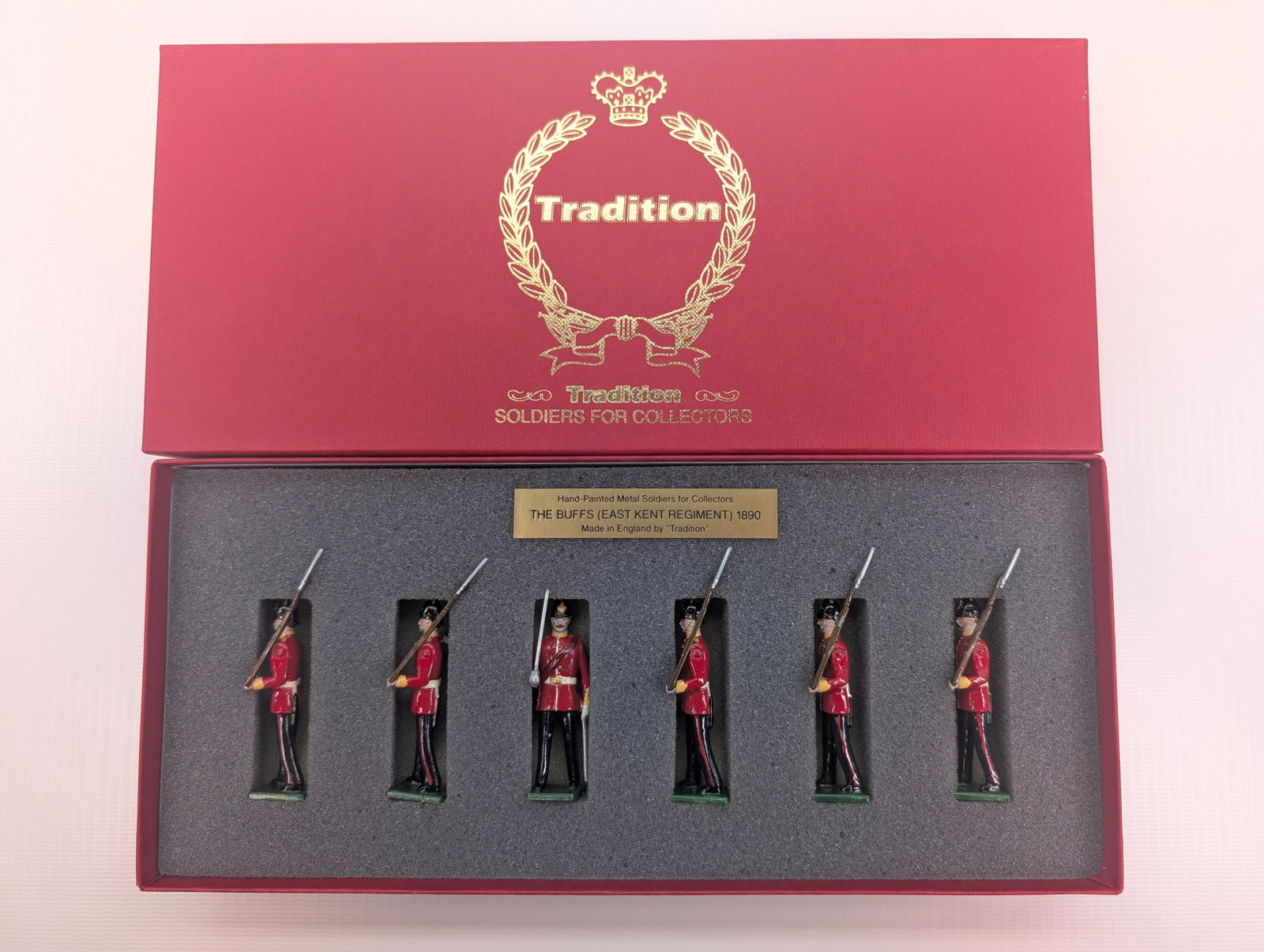 TRADITION SET NO. 2 THE BUFFS EAST KENT REGT.: SET REMAINS IN VERY GOOD CONDITION WITH BOX.