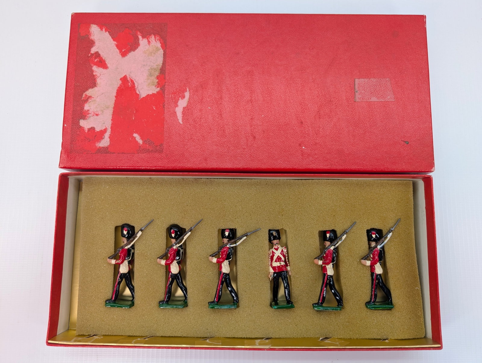 REPAINTED TRADITION SOLDIER SET (1 of 7)