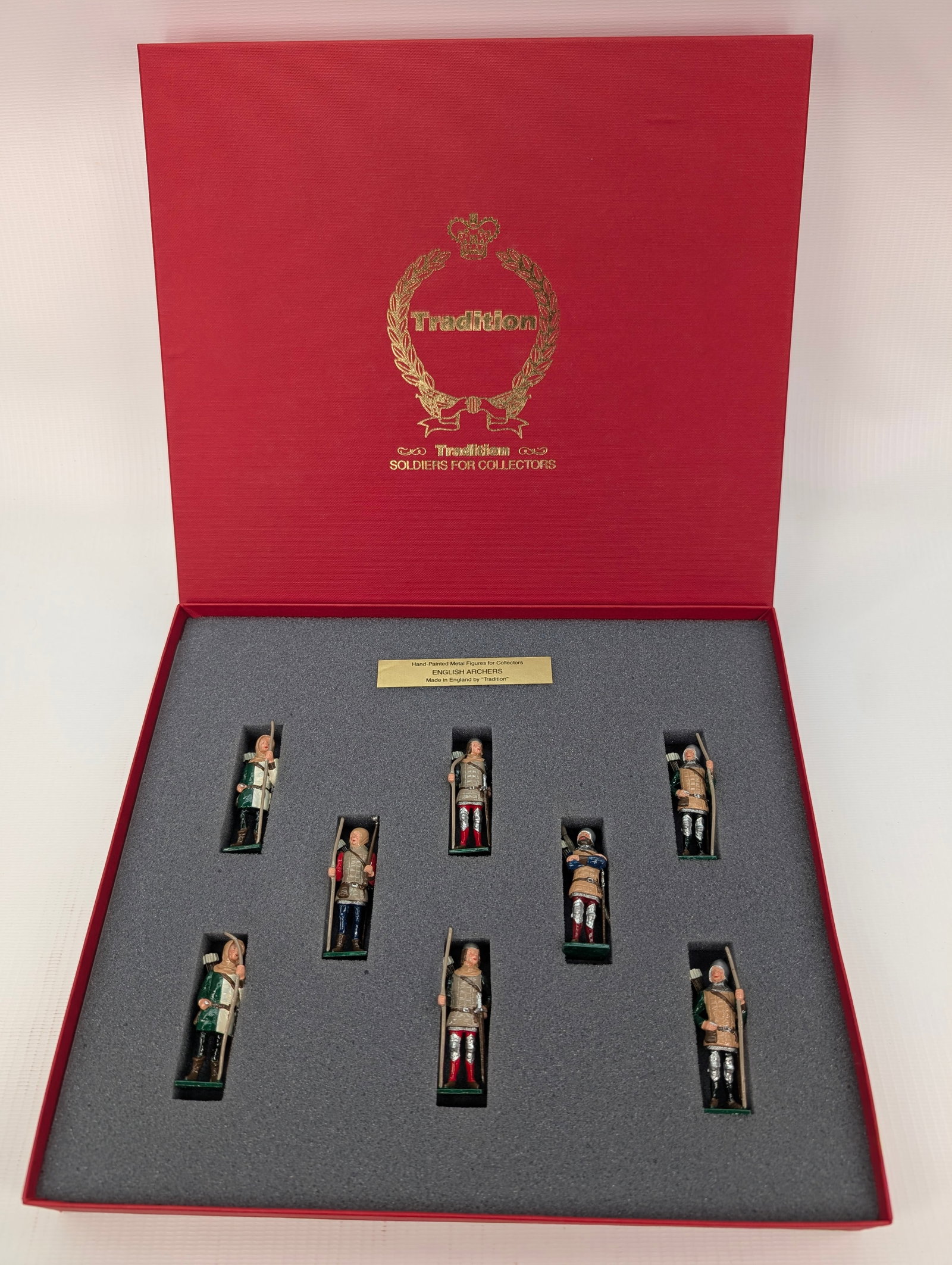 TRADITION SET NO. MS2 ENGLISH ARCHERS: SET REMAINS IN VERY GOOD CONDITION WITH BOX.