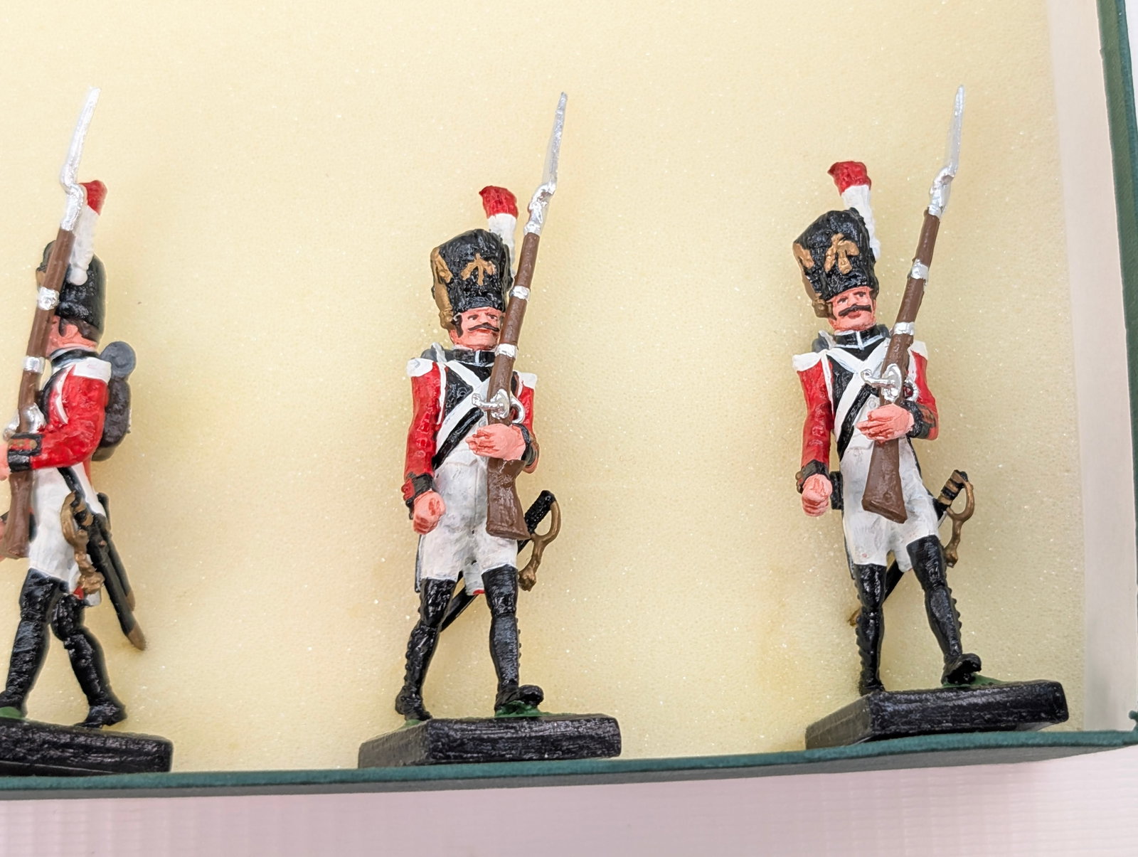 ALYMER NO. 293 GRENADIER SET - 4