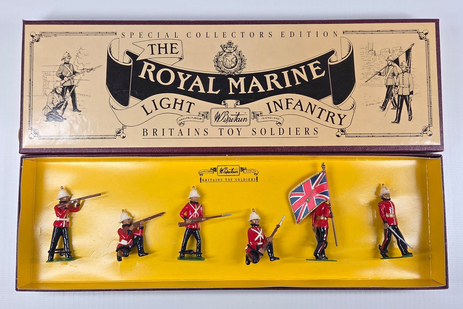 BRITAIN 8808 THE ROYAL MARINE LIGHT INFANTRY: SET REMAINS IN VERY GOOD CONDITION WITH BOX.