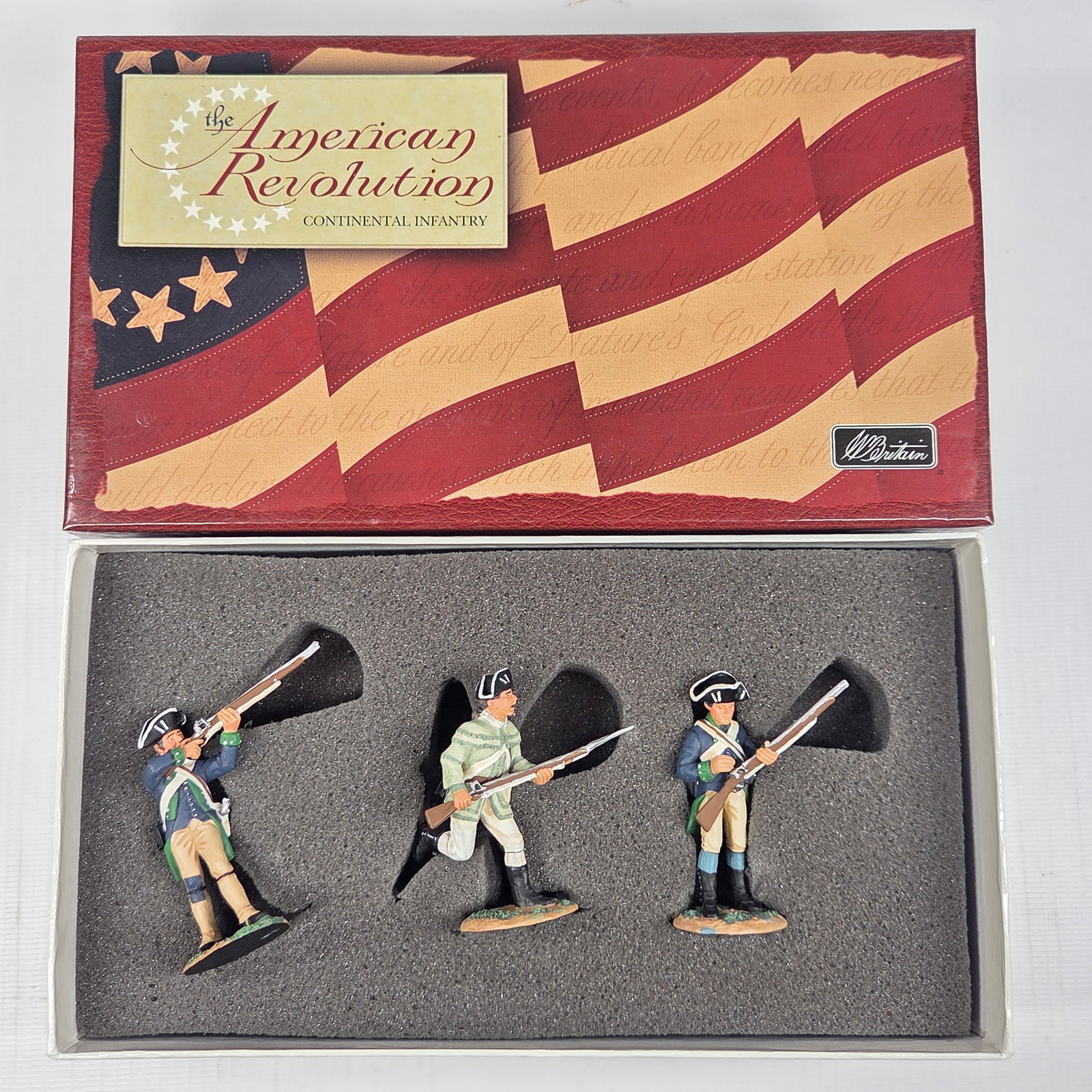 BRITAIN 17280 CONTINENTAL INFANTRY: SET REMAINS IN VERY GOOD CONDITION WITH BOX.