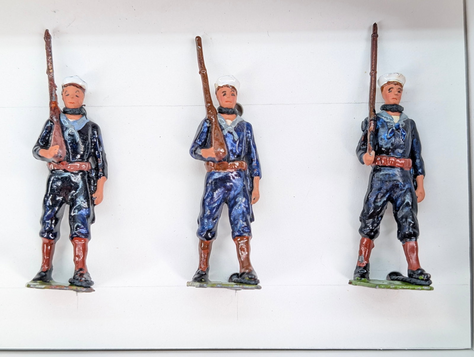 BRITAIN US SAILORS SET - 4