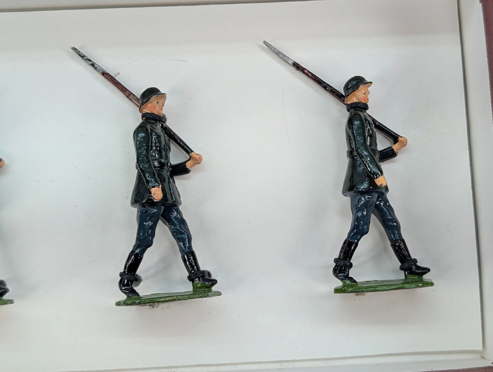BRITAIN GERMAN INFANTRY MARCHING SET - 6