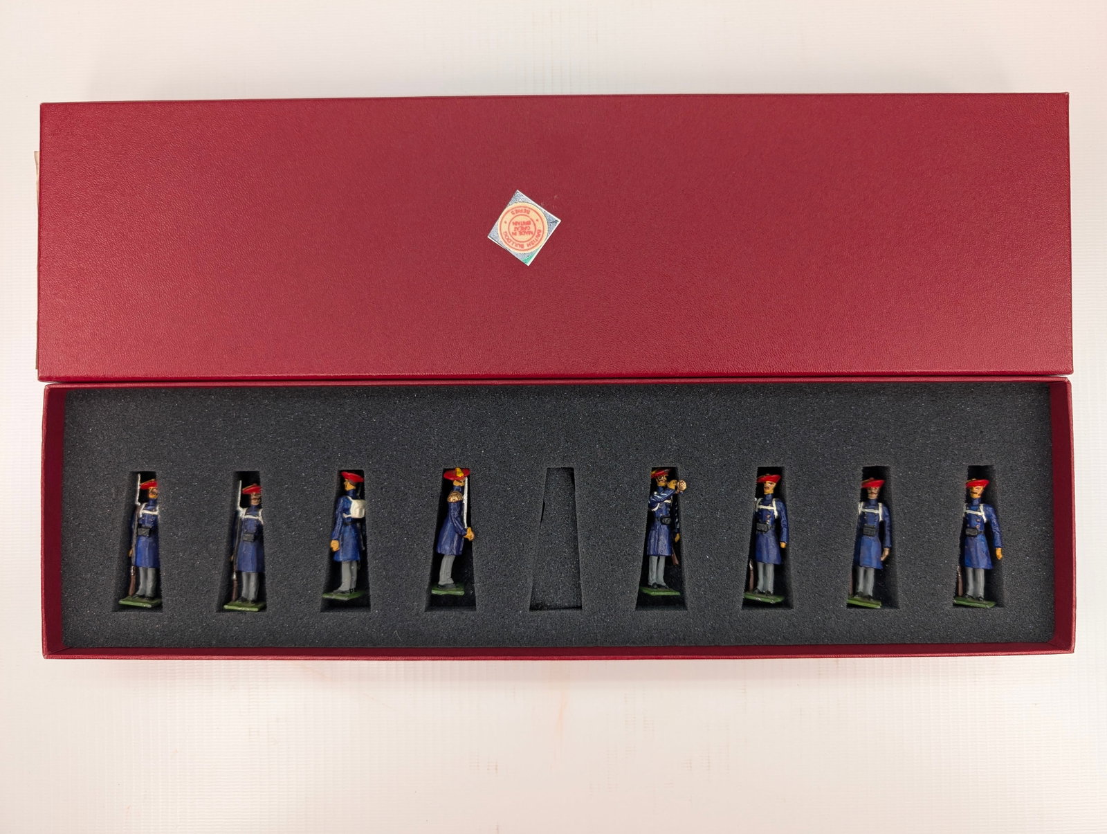 SPANISH CARLISTA INFANTRY SET: SET REMAINS IN GOOD CONDITION, SHOWING SOME LIGHT TYPICAL WEAR. CUSTOM BOX.