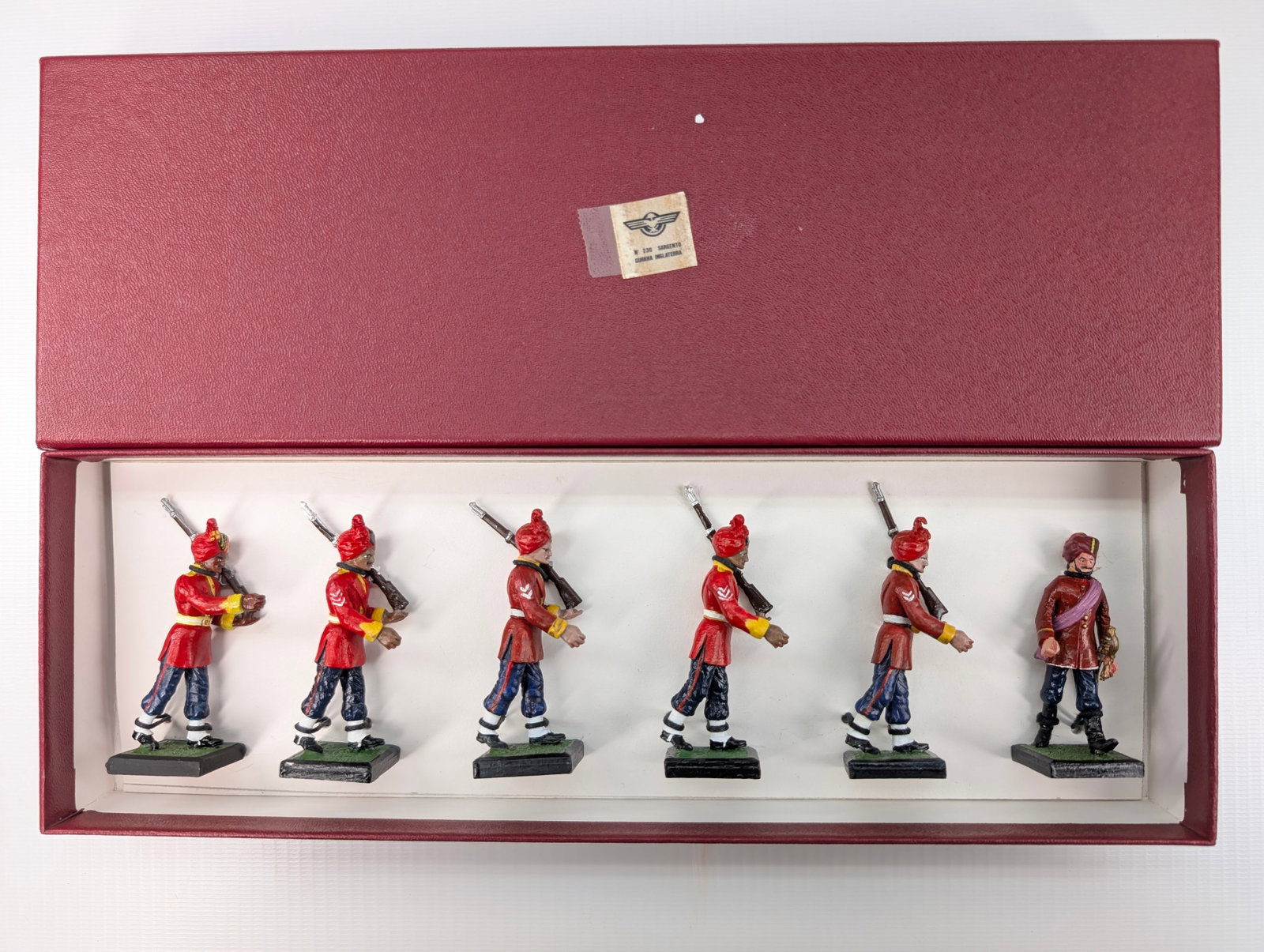 ALYMER HAND PAINTED SOLDIER SET - CUSTOM BOX: SET REMAINS IN GOOD CONDITION, SHOWING SOME TYPICAL WEAR. CUSTOM BOX.