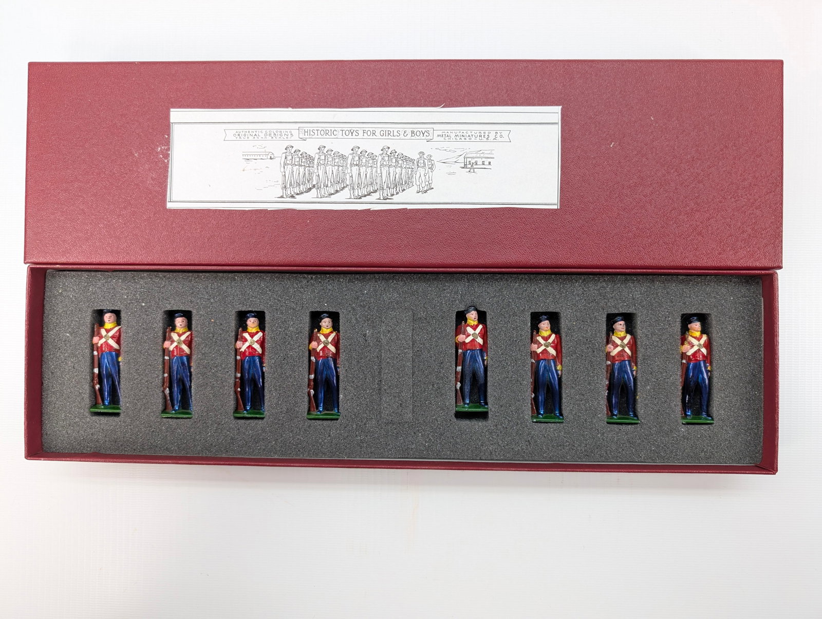METAL MINIATURES HAND PAINTED SOLDIER SET: SET REMAINS IN GOOD CONDITION, SHOWING SOME TYPICAL WEAR. CUSTOM BOX.