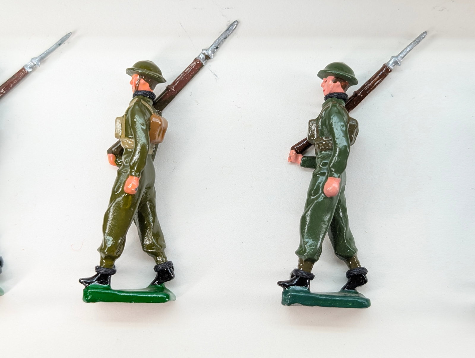 HAND PAINTED SOLDIER SET - 4