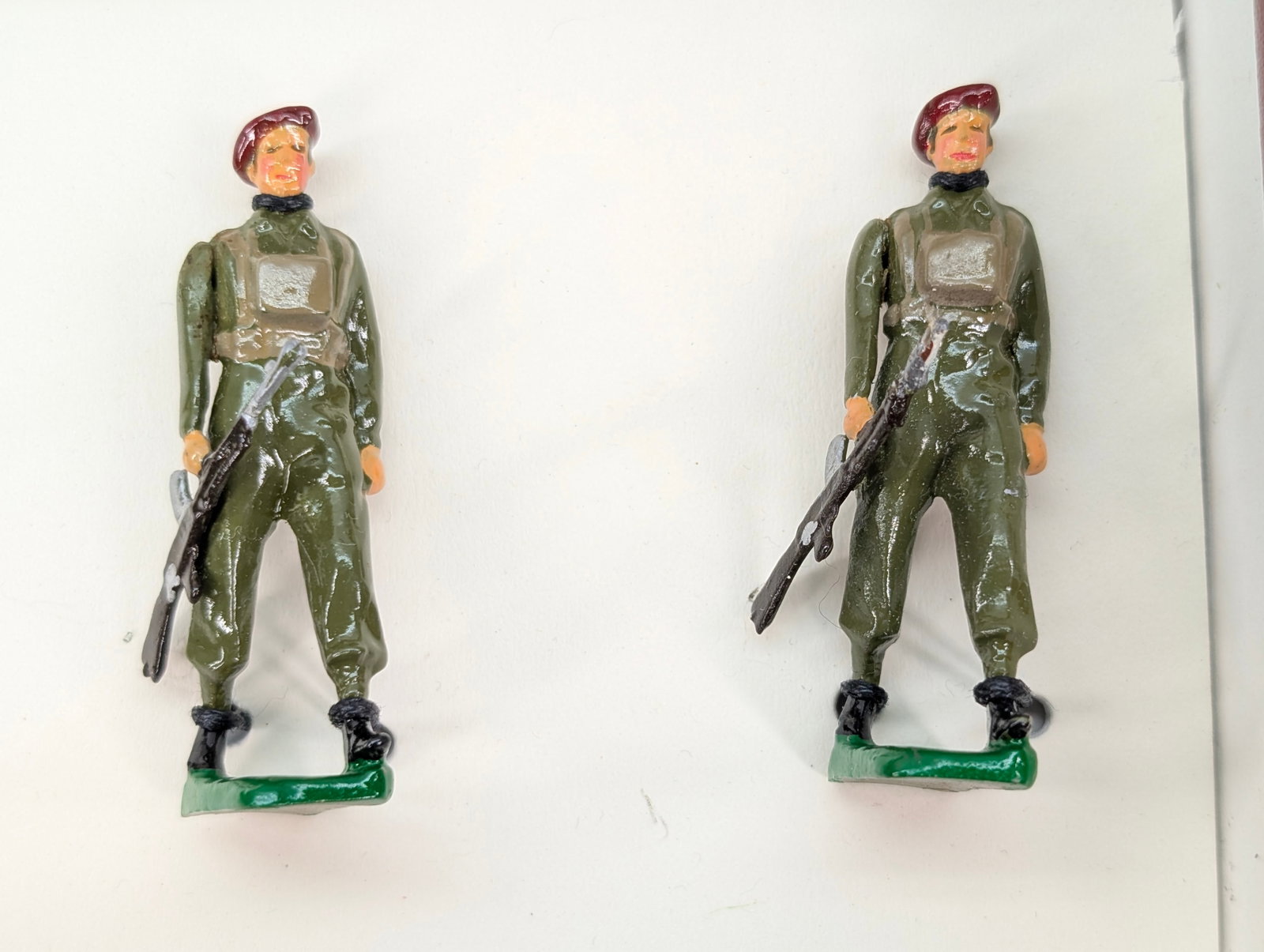 HAND PAINTED SOLDIER SET - 4