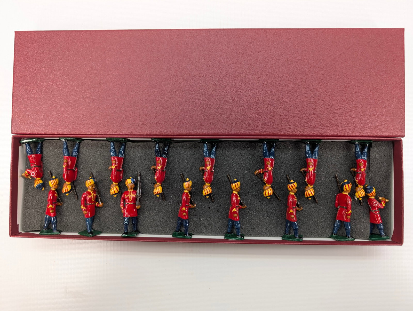 NOSTALGIA HONG KONG REGIMENT MARCHING SET: SET REMAINS IN GOOD CONDITION, SHOWING SOME TYPICAL WEAR. CUSTOM BOX.