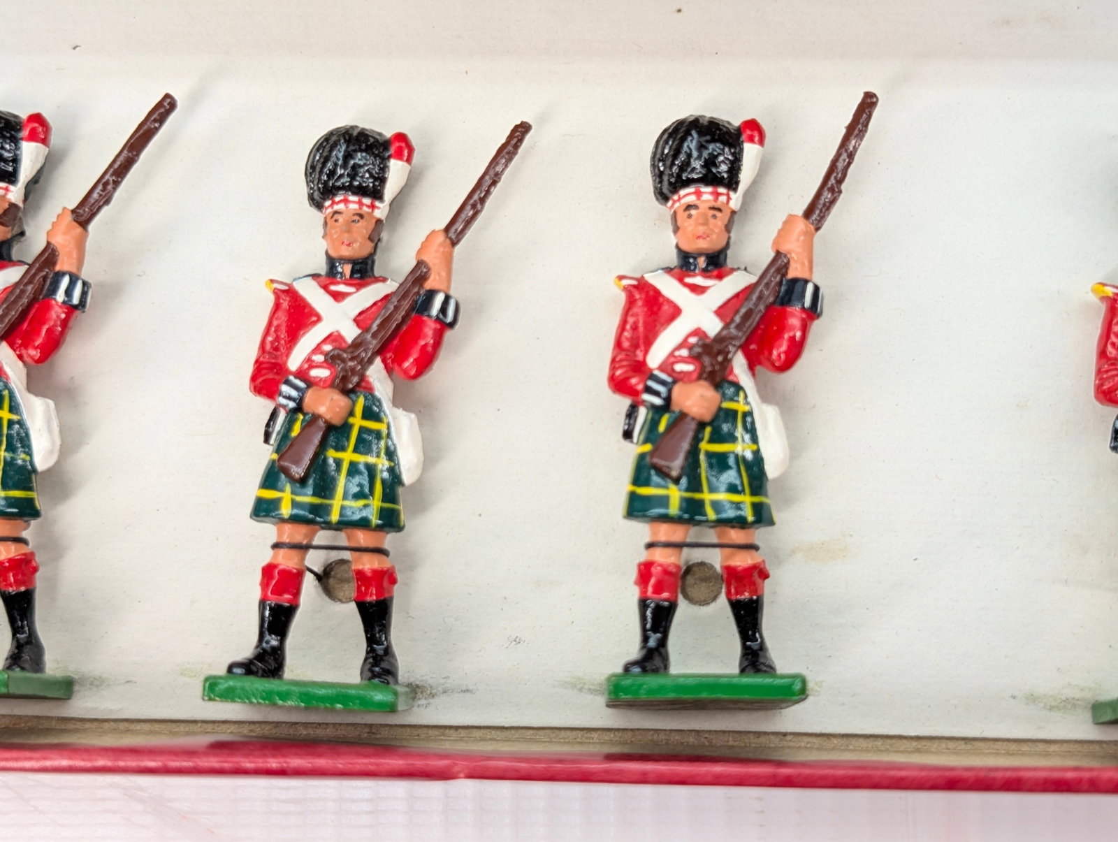 RICHARDS SOLDIERS CAMERON HIGHLANDERS SET - 3