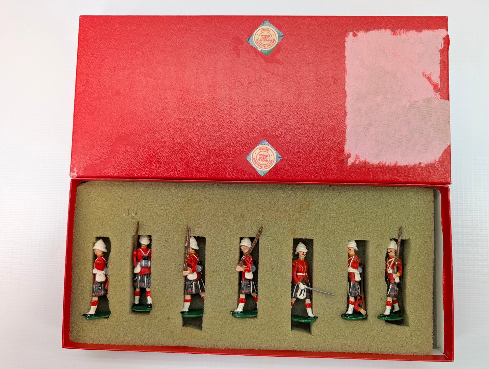 SEAFORTH HIGHLANDERS MARCHING W/OFFICER SET (1 of 6)