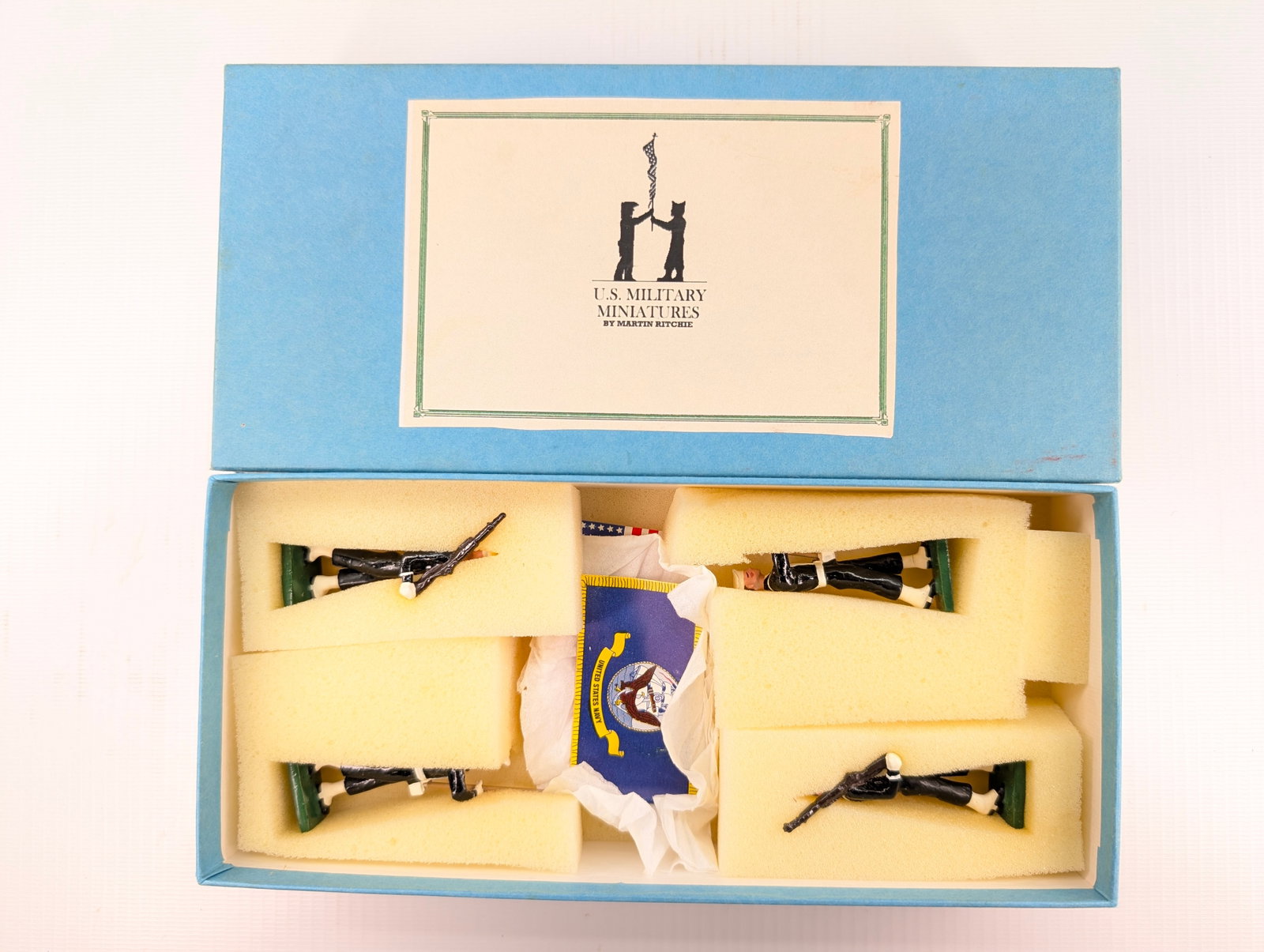 MARTIN RITCHIE US NAVY COLOR GUARD SET: SET REMAINS IN VERY GOOD CONDITION WITH BOX.
