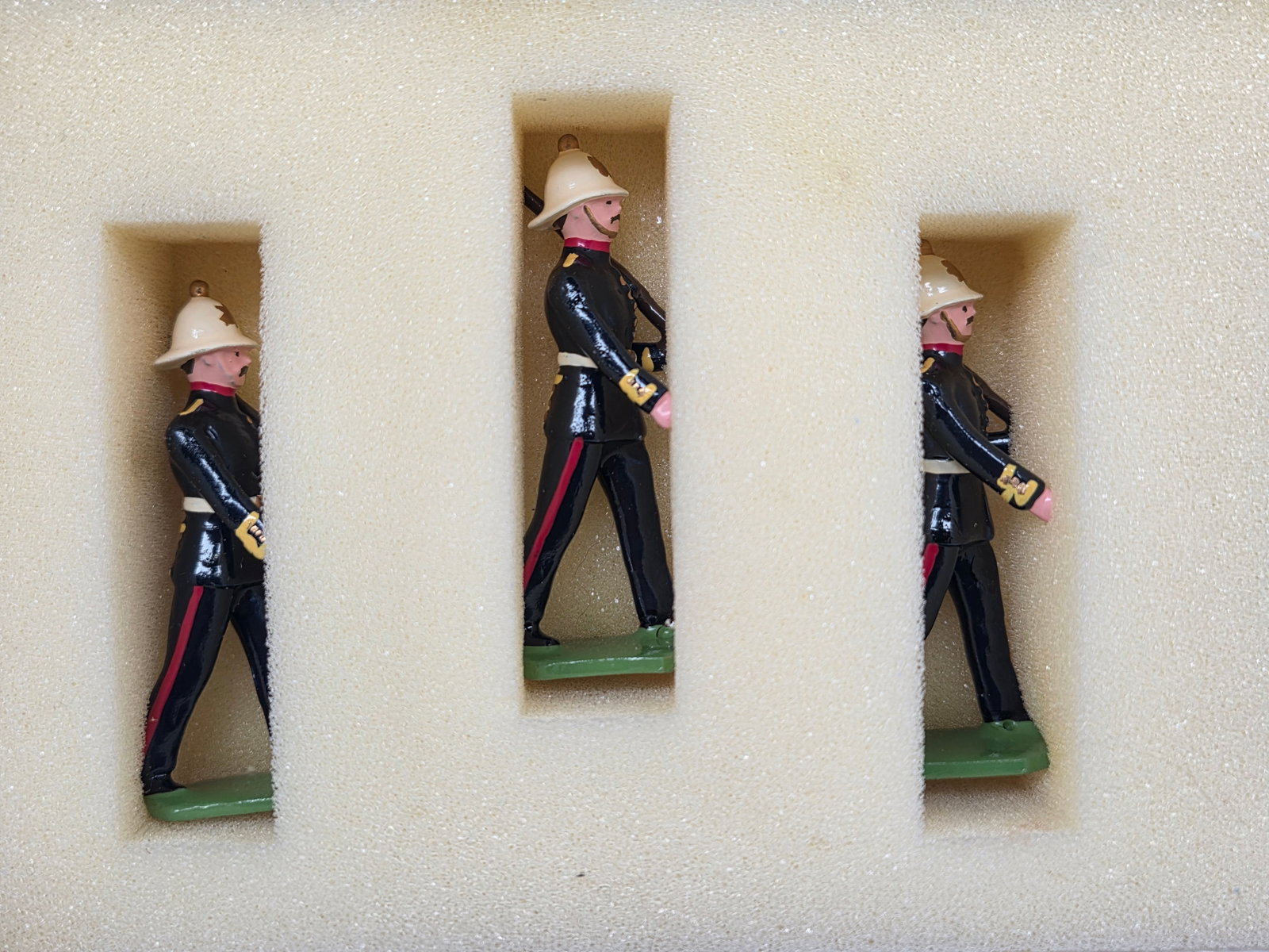 DUCAL MARCHING ROYAL MARINES SET - 2