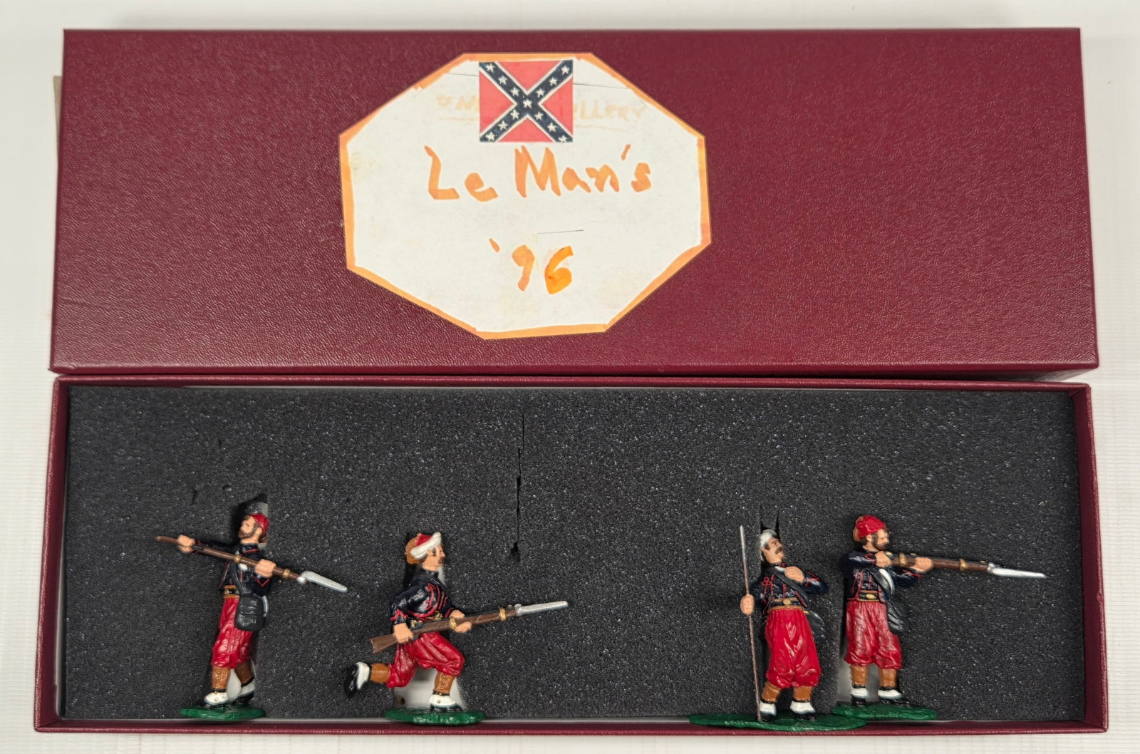 LE MANS CONFEDERATE INFANTRY LOUISIANA TIGERS SET: SET REMAINS IN VERY GOOD CONDITION WITH BOX.