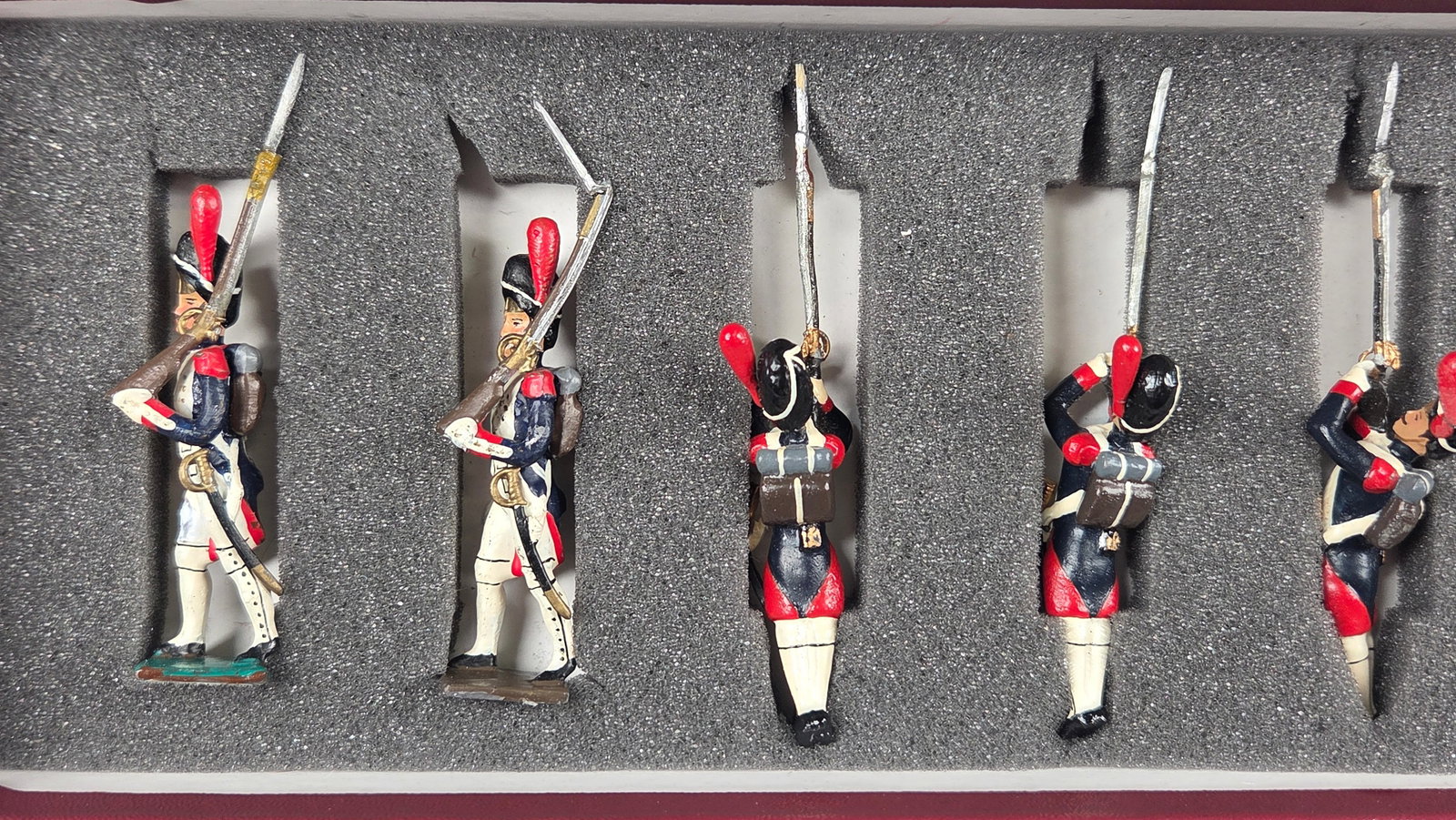 CBG HAND PAINTED GRENADIER SOLDIER SET - 2