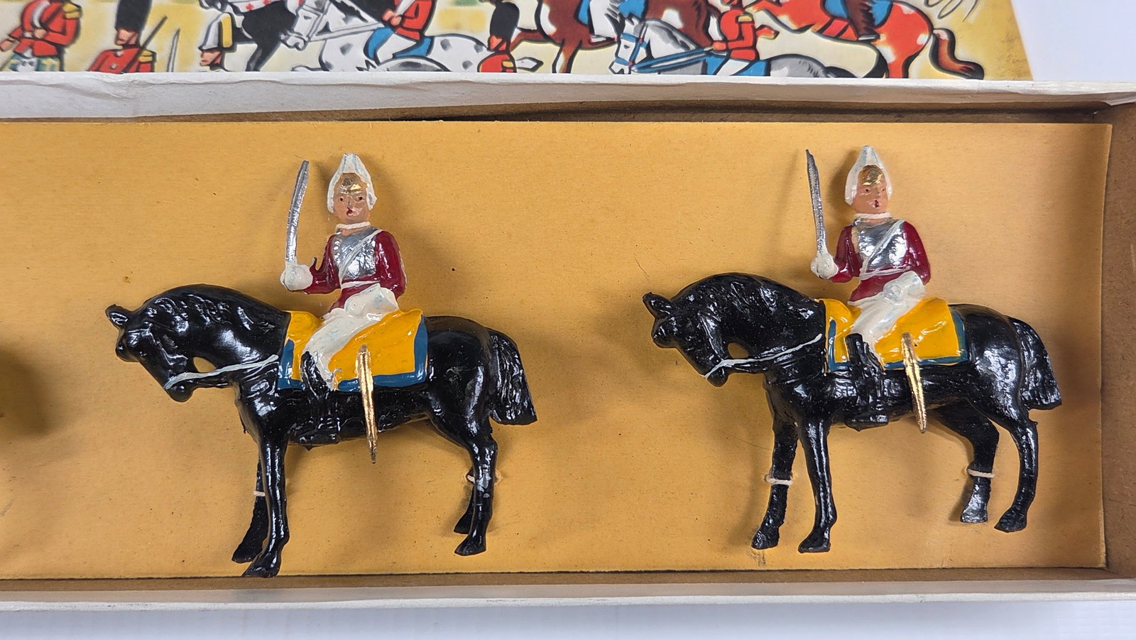 CHARBENS HAND PAINTED MOUNTED GUARDSMEN SET - 3