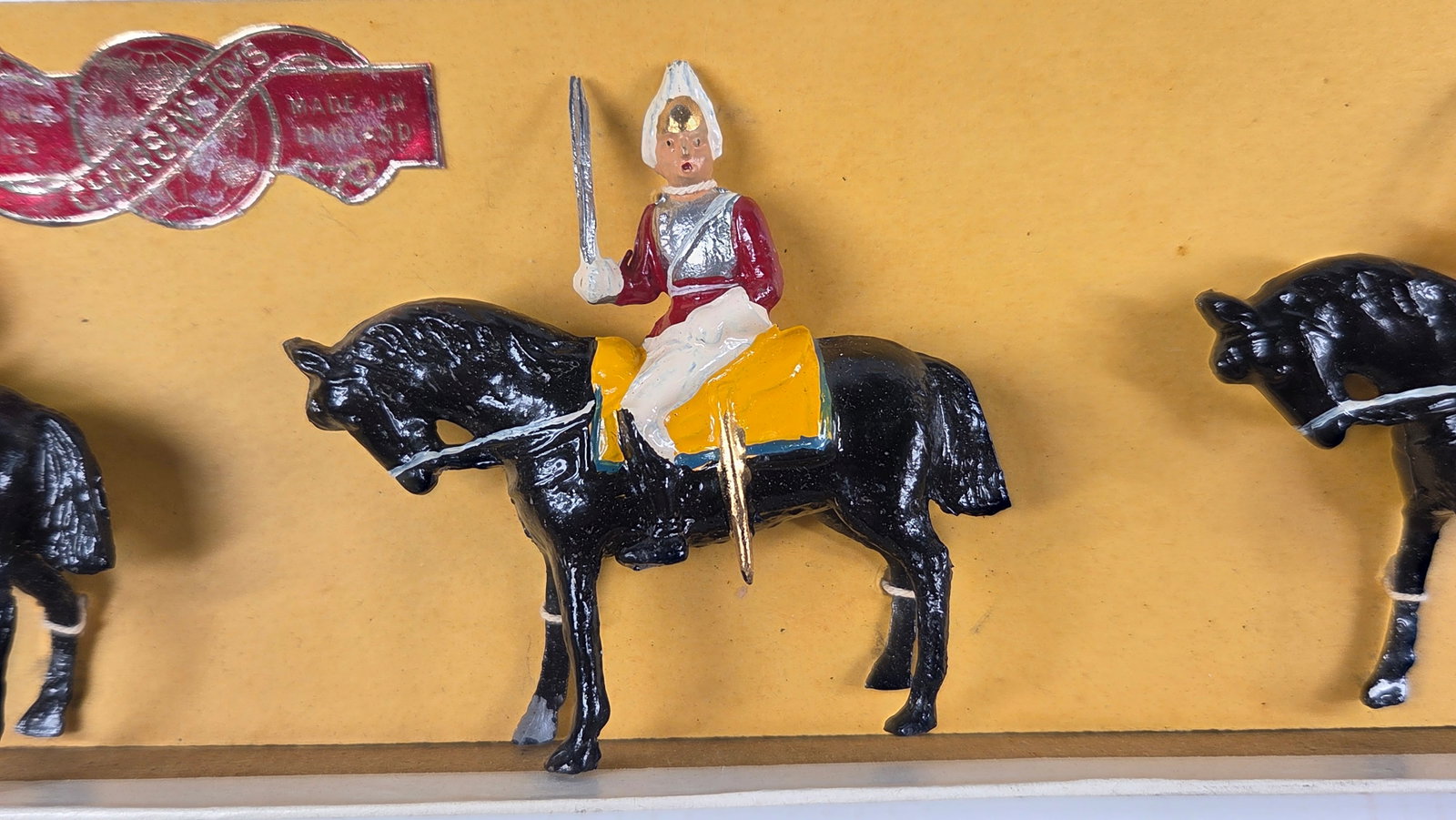 CHARBENS HAND PAINTED MOUNTED GUARDSMEN SET - 4