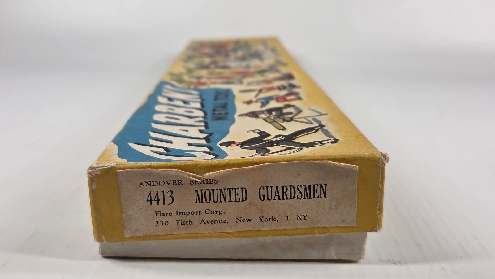 CHARBENS HAND PAINTED MOUNTED GUARDSMEN SET - 5