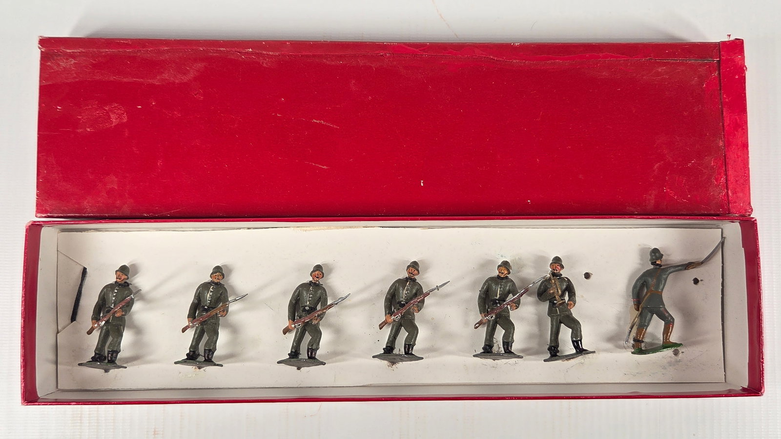 HAND PAINTED TOY SOLDIER SET: SET REMAINS IN GOOD CONDITION, SHOWING SOME TYPICAL WEAR.