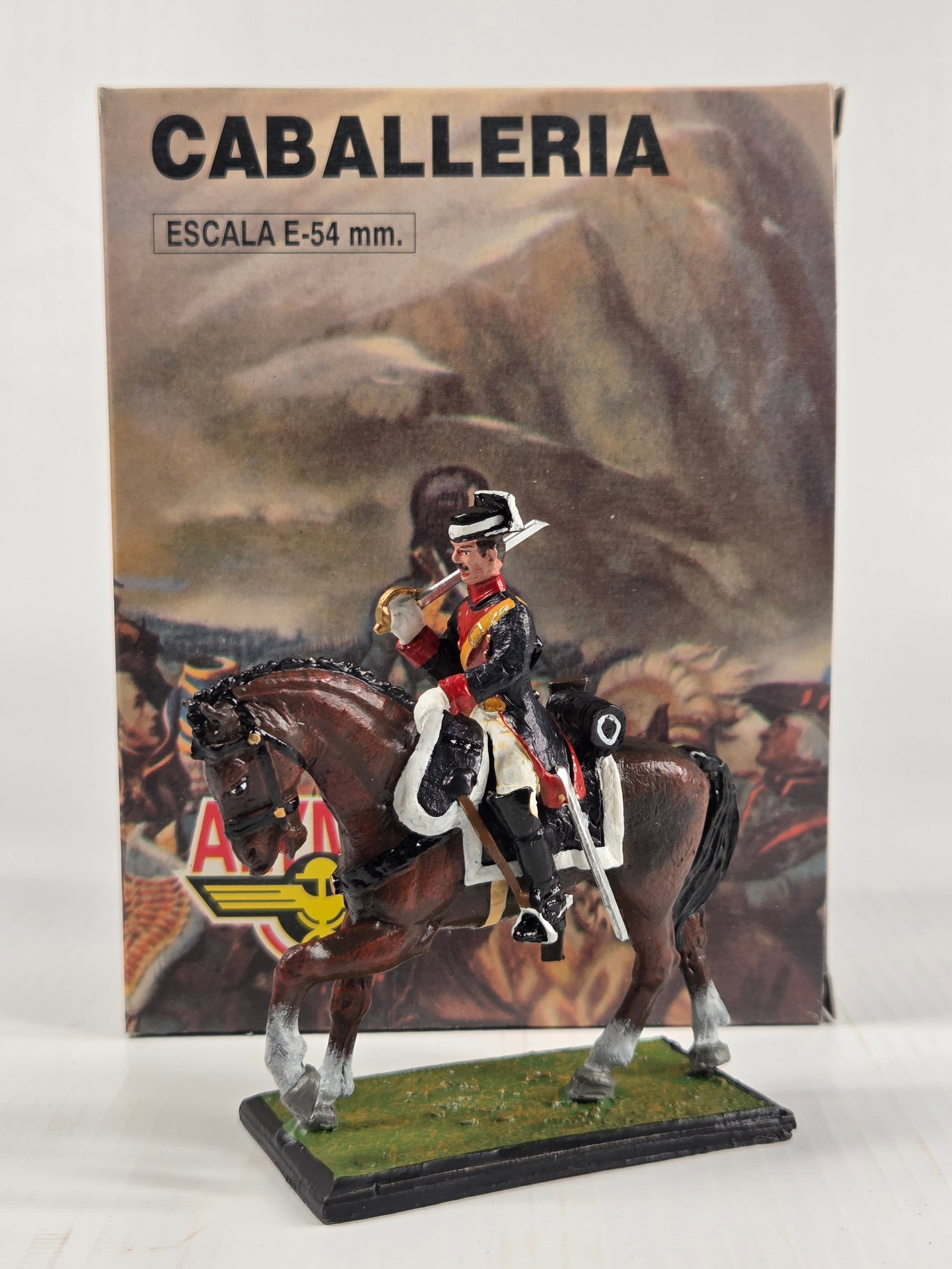 ALYMER HAND PAINTED MOUNTED LEAD SOLDIER (1 of 4)