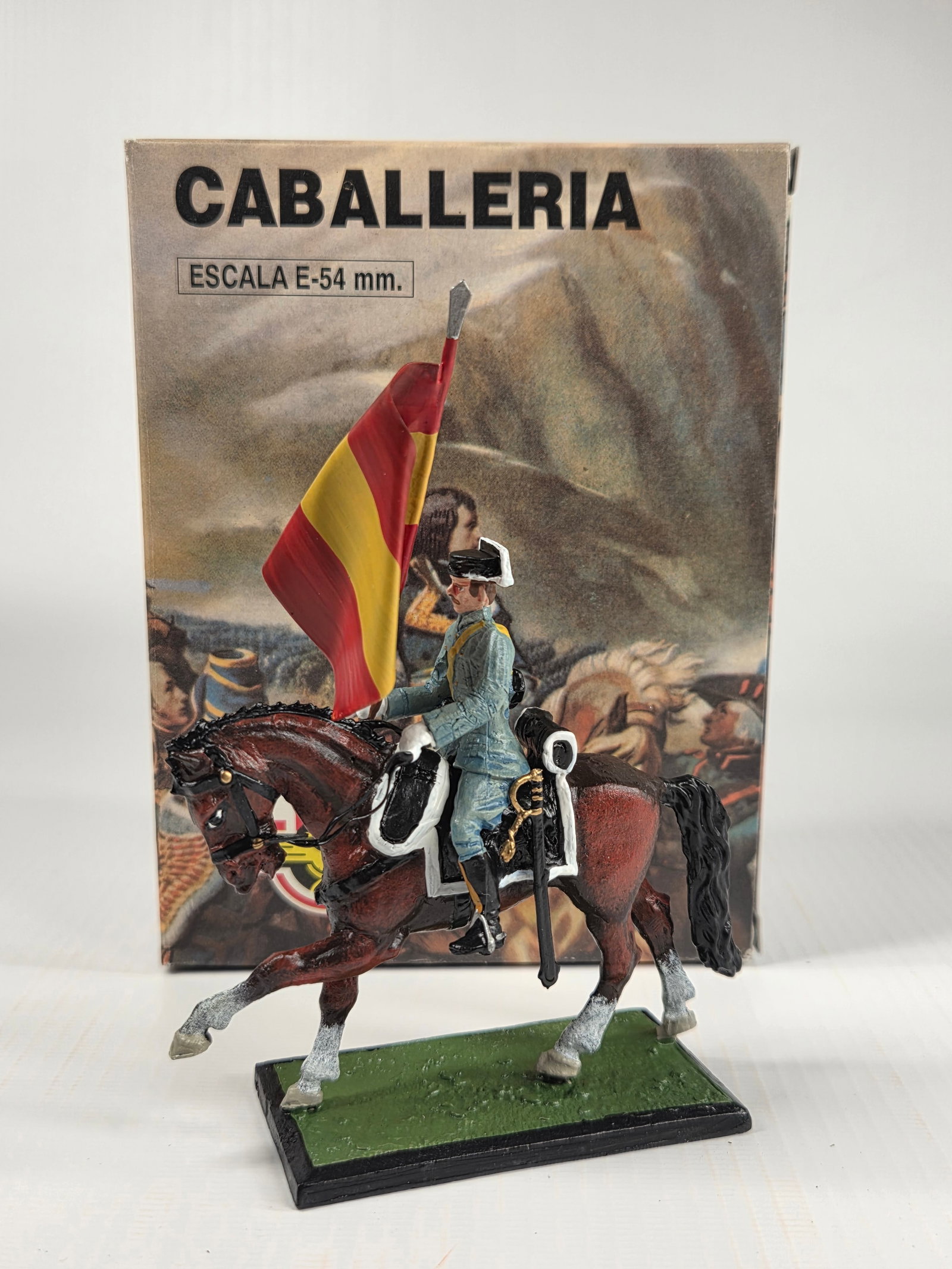 ALYMER HAND PAINTED MOUNTED LEAD SOLDIER (1 of 5)