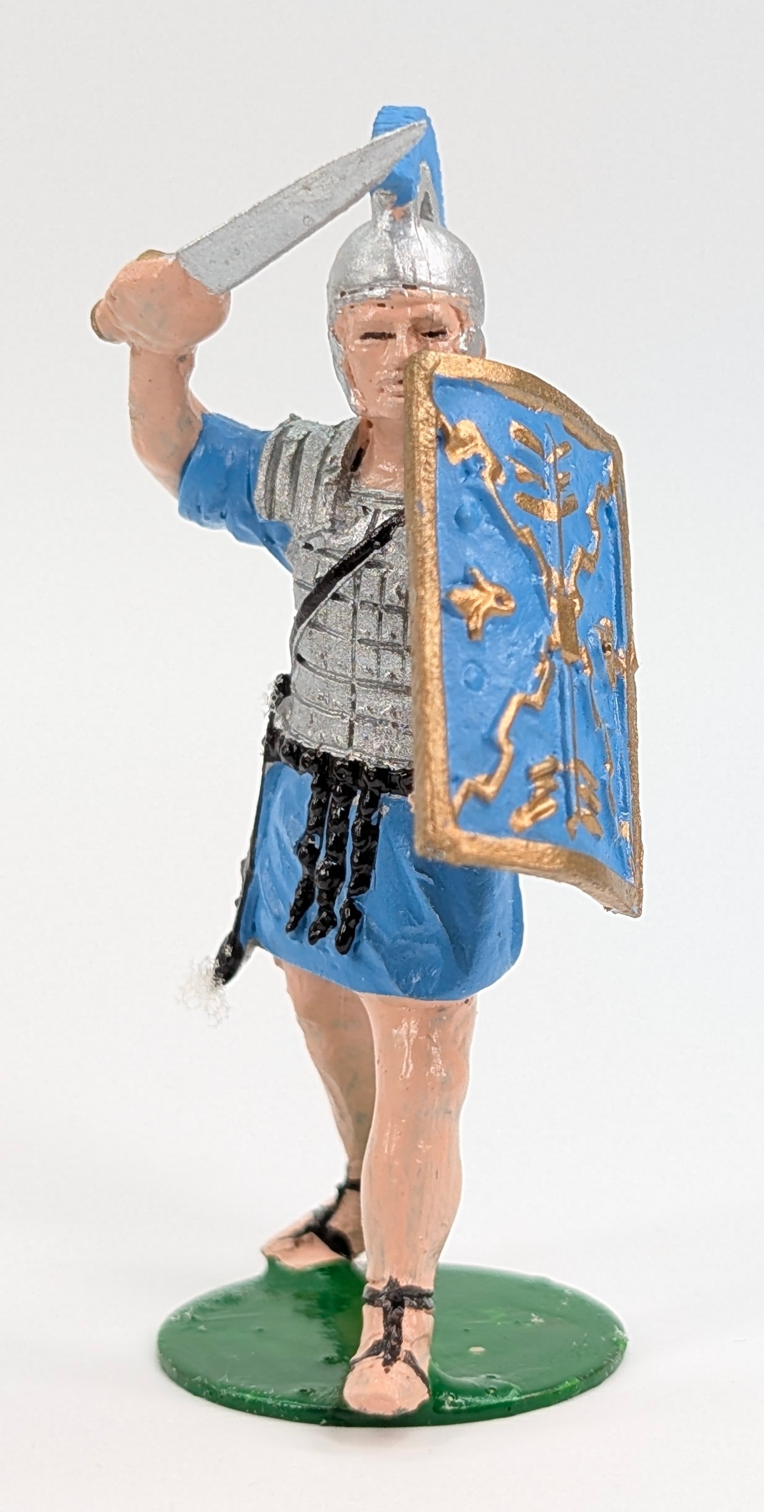 ALYMER AB-95 ROMANS ATTACKING - 5