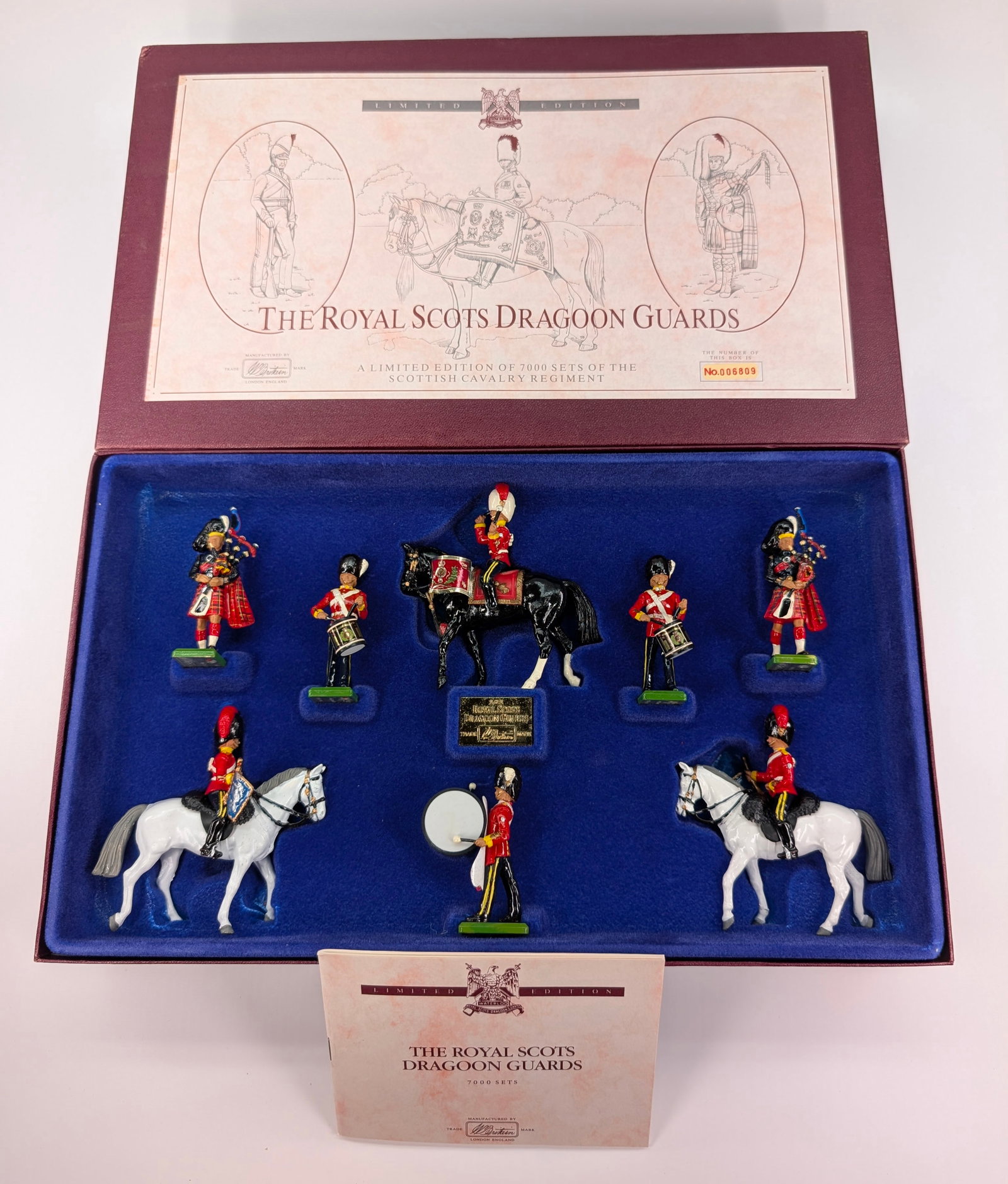 BRITAIN 5290 ROYAL SCOTS DRAGOON GUARDS (1 of 10)