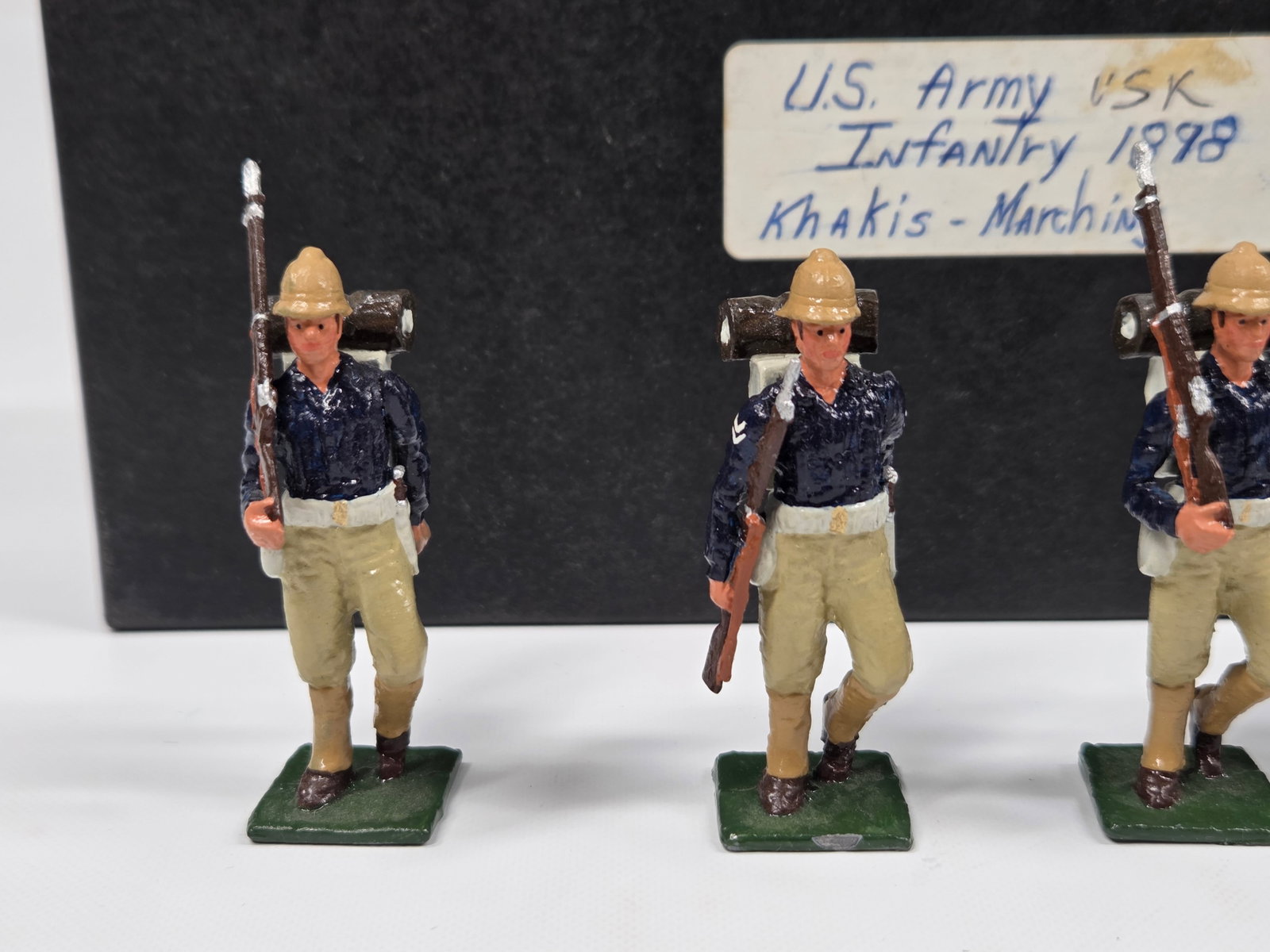 US ARMY INFANTRY KHAKIS MARCHING - 2