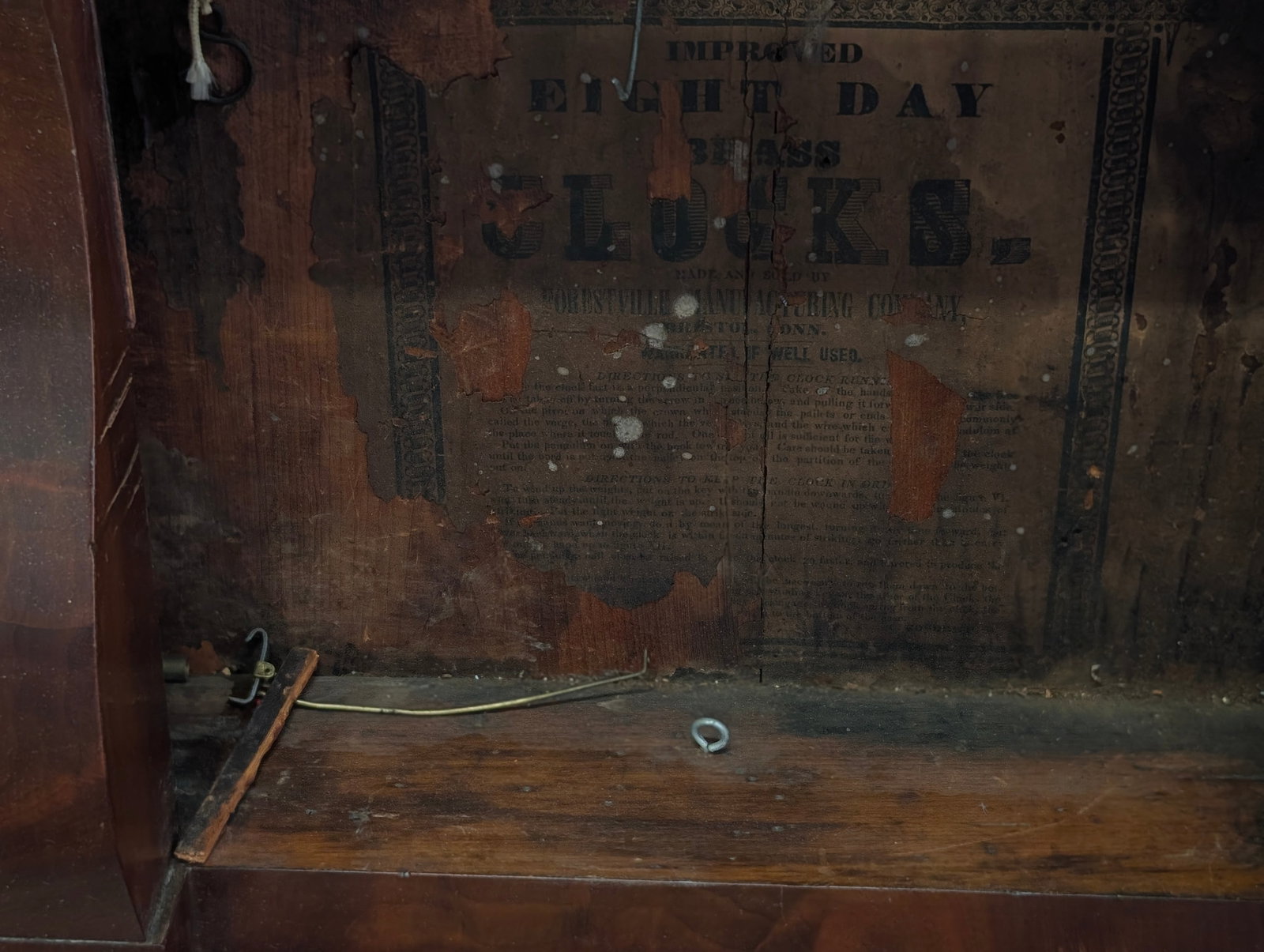 ANTIQUE H. THOMAN 8-DAY CLOCK - 8