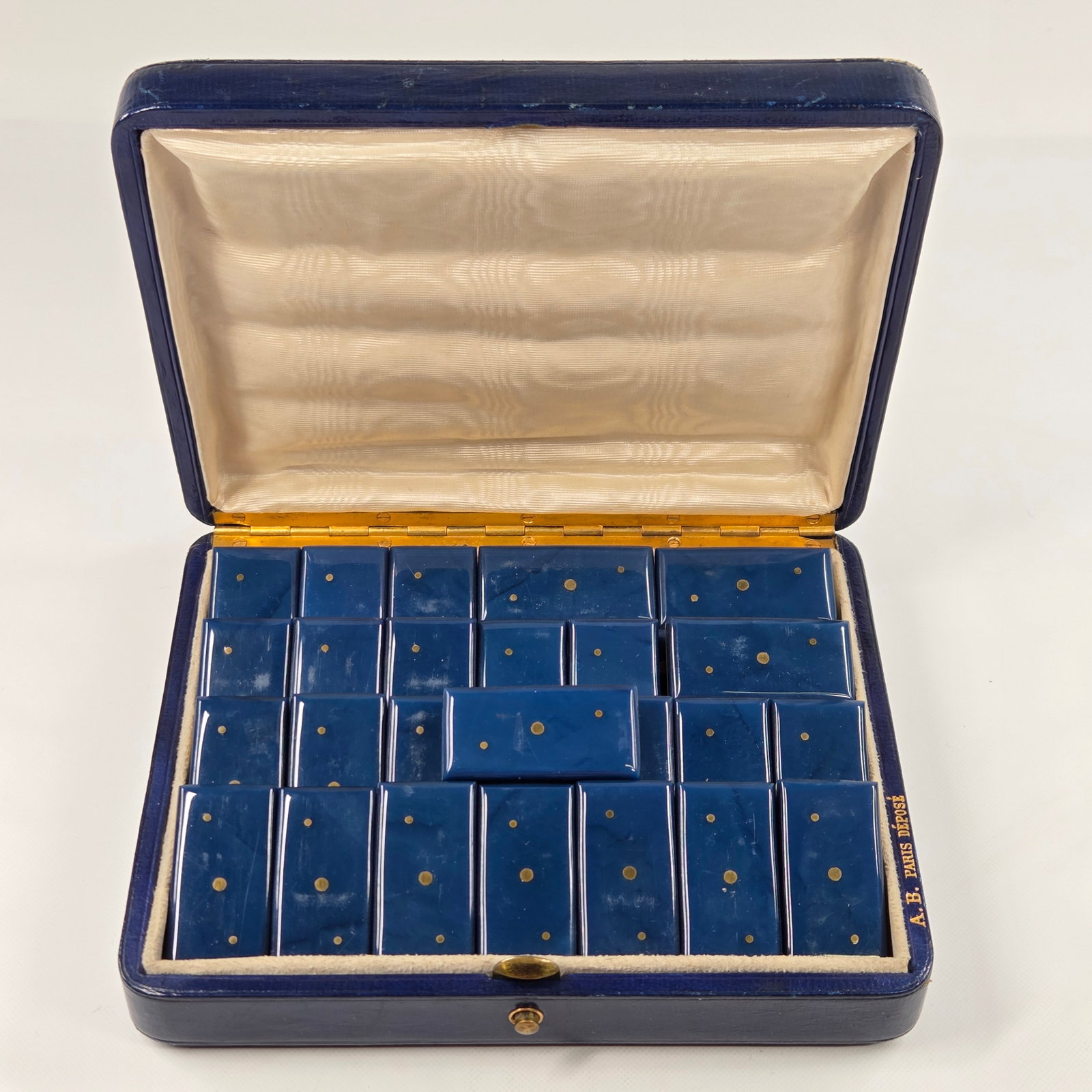 NICE ANTIQUE FRENCH INLAY DOMINO SET (1 of 5)